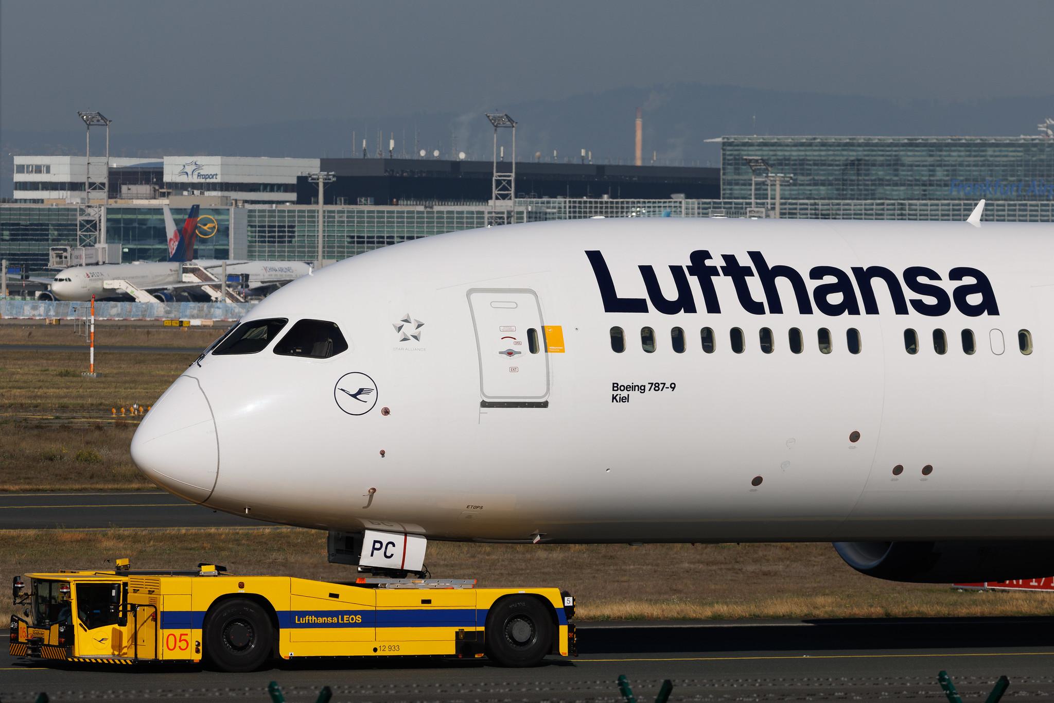Frankfurt Airport: Lufthansa (LH / DLH) | Boeing 787-9 Dreamliner B789 | D-ABPC | MSN 62733