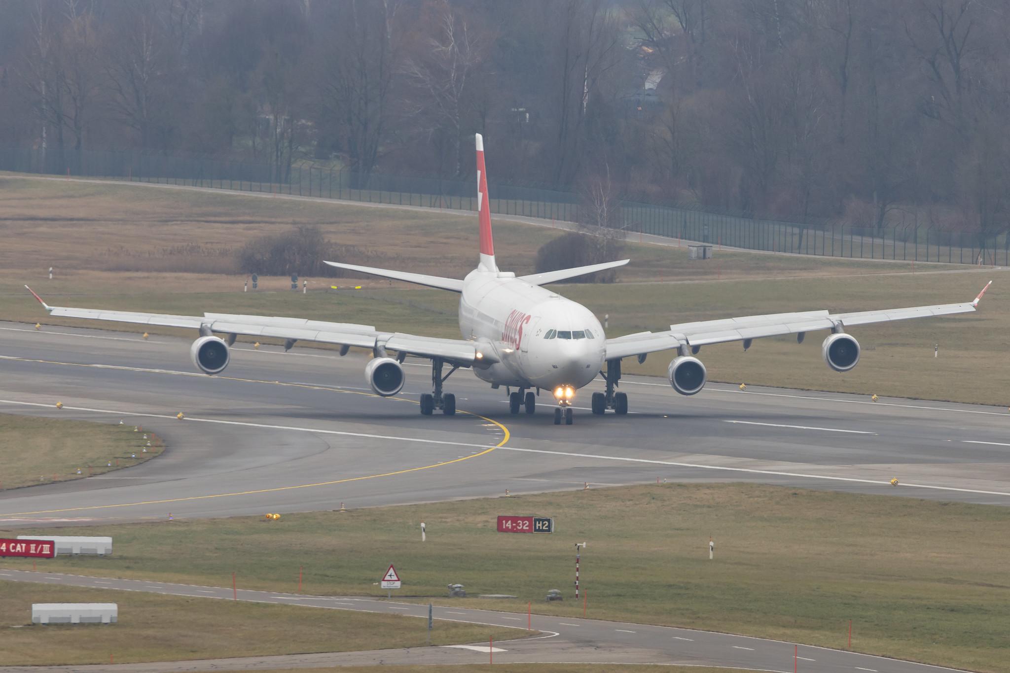 Flughafen Zürich: Swiss (LX / SWR) | Airbus A340-313 A343 | HB-JMA | MSN 0538