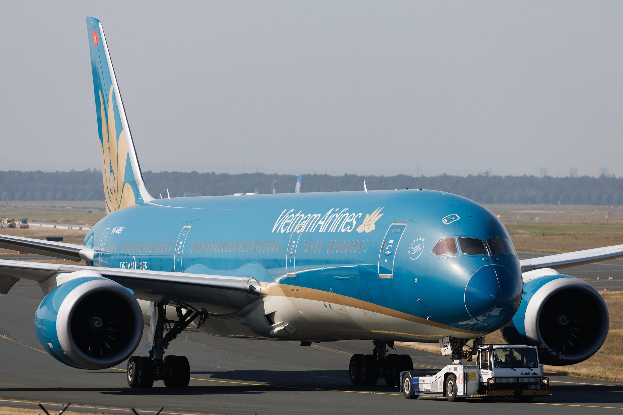Frankfurt Airport: Vietnam Airlines (VN / HVN) | Boeing 787-9 Dreamliner B789 | VN-A867 | MSN 39287