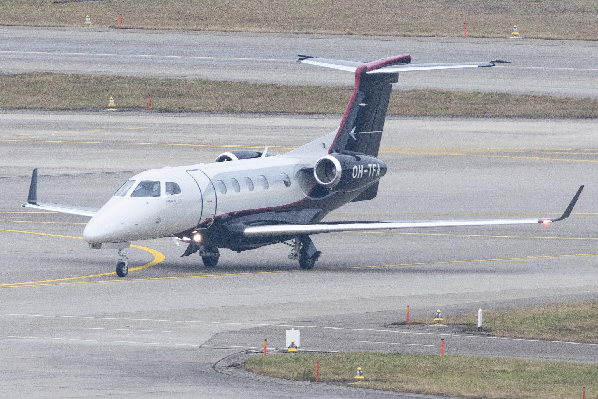 Flughafen Zürich: Scanwings (/ ABF) | Embraer Phenom 300 E55P | OH-TFA | MSN 50500476