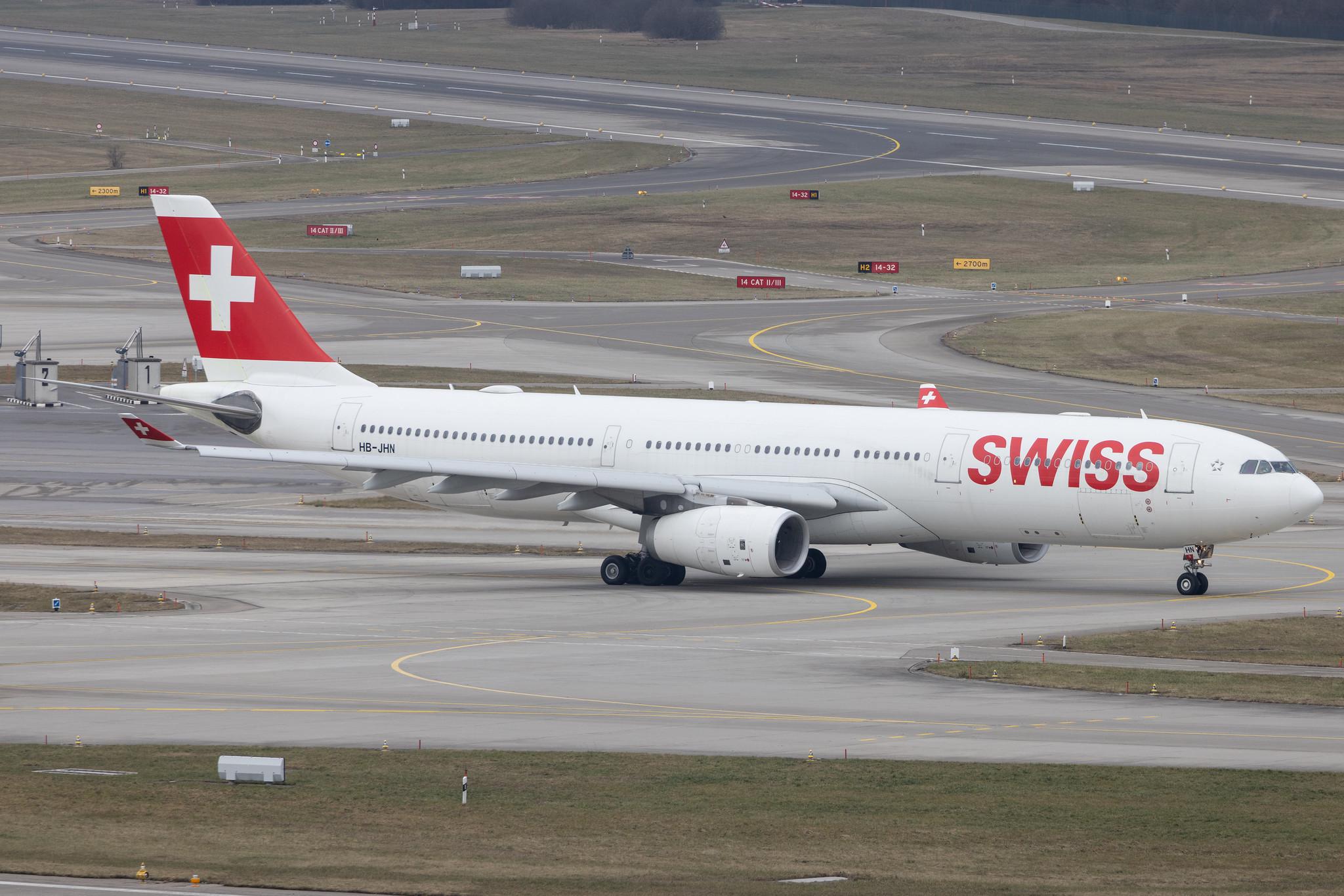 Flughafen Zürich: Swiss (LX / SWR) | Airbus A330-343 A333 | HB-JHN | MSN 1403