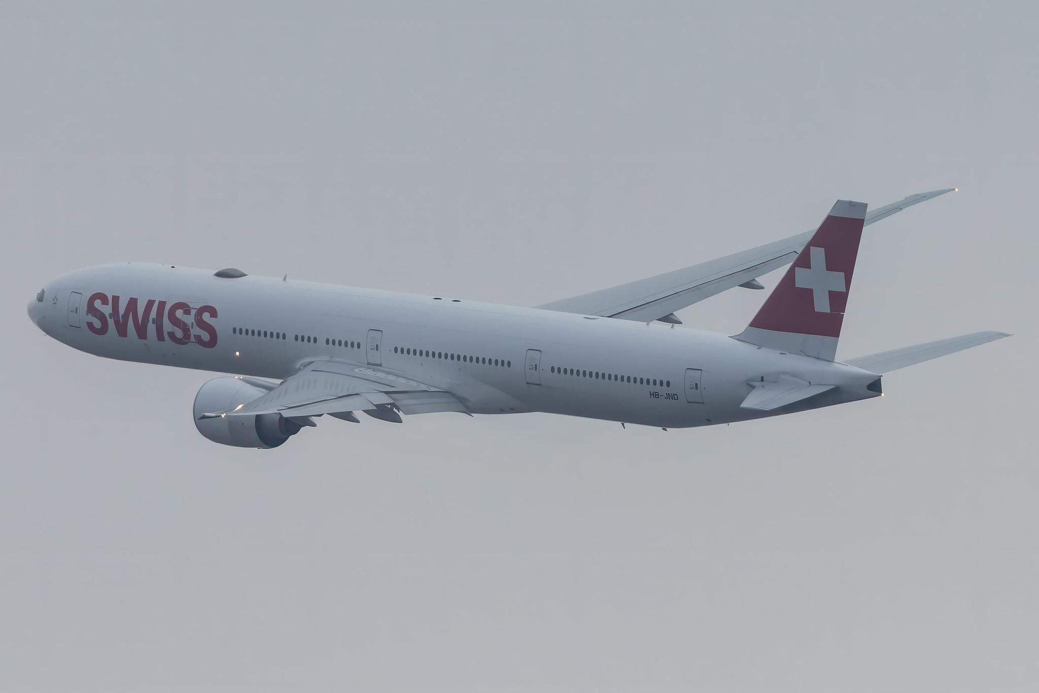 Flughafen Zürich: Swiss (LX / SWR) |  Boeing 777-3DE(ER) B77W | HB-JND | MSN 44585