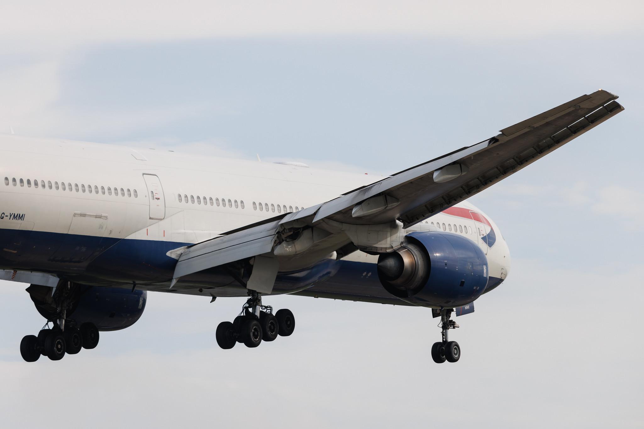 London Heathrow: British Airways (BA / BAW) | Boeing 777-236(ER) B772 | G-YMMI | MSN 30310