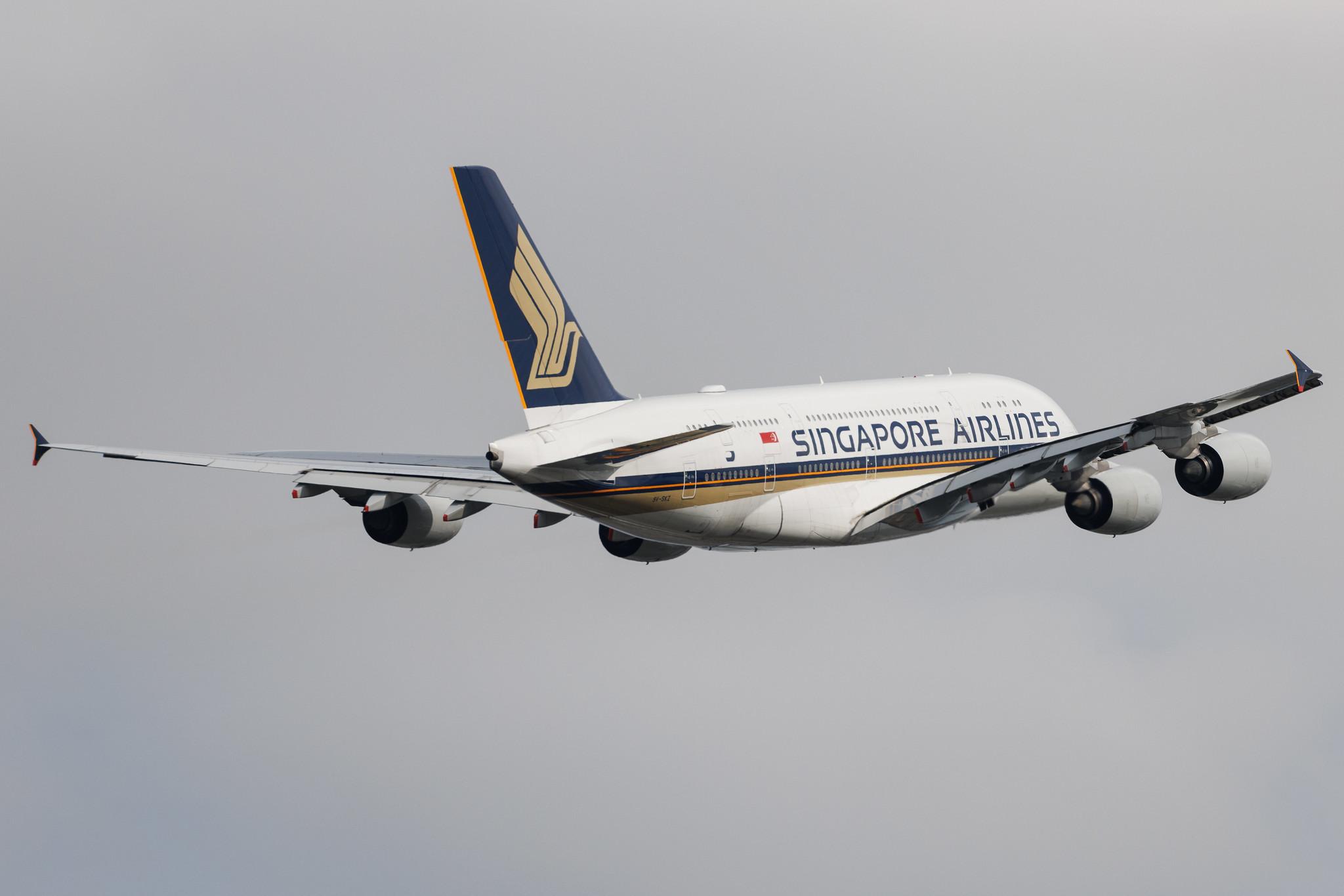 London Heathrow: Singapore Airlines (SQ / SIA) | Airbus A380-841 A388 | 9V-SKZ | MSN 255