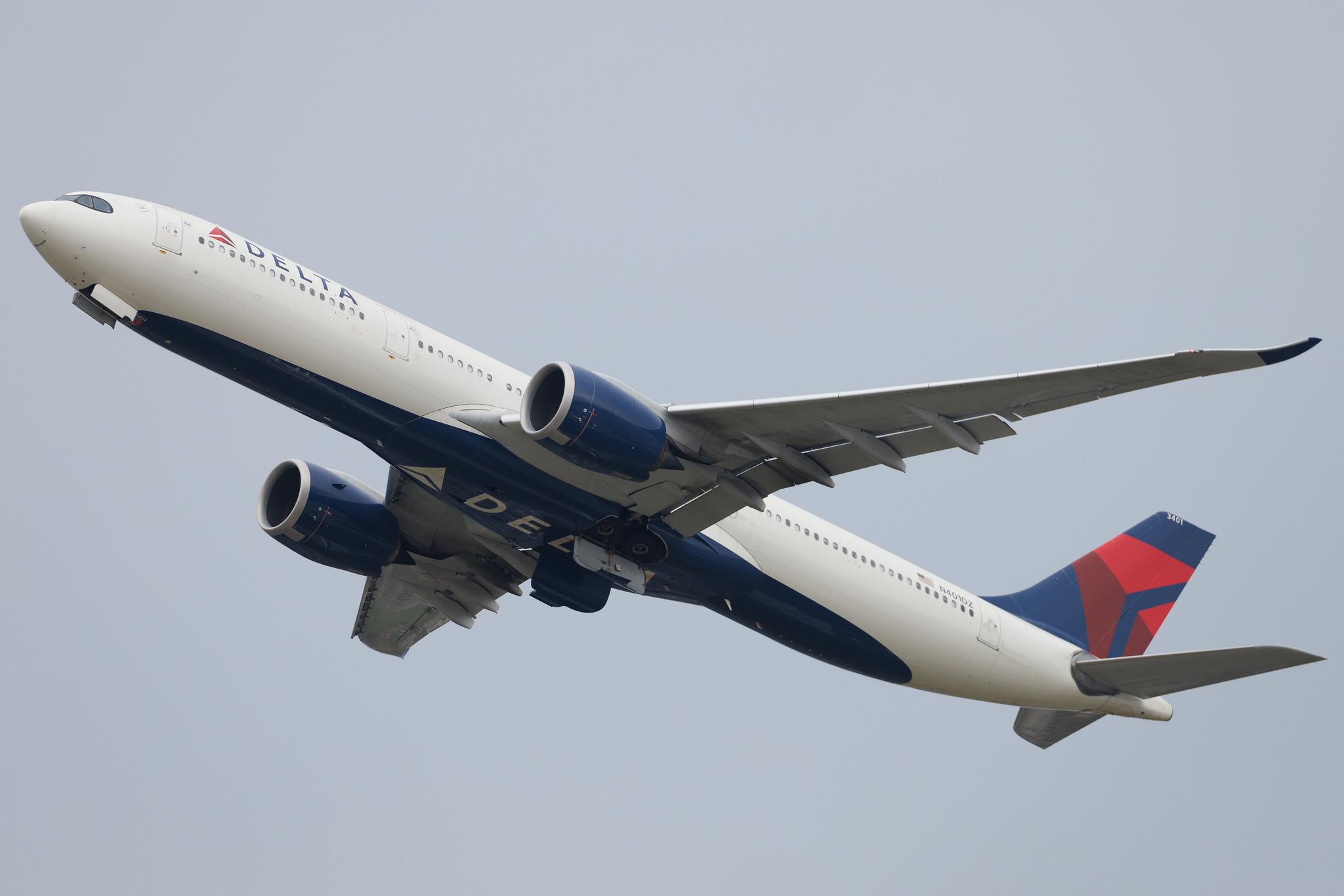 London Heathrow: Delta Air Lines (DL / DAL) | Airbus A330-941 A339 | N401DZ | MSN 1915