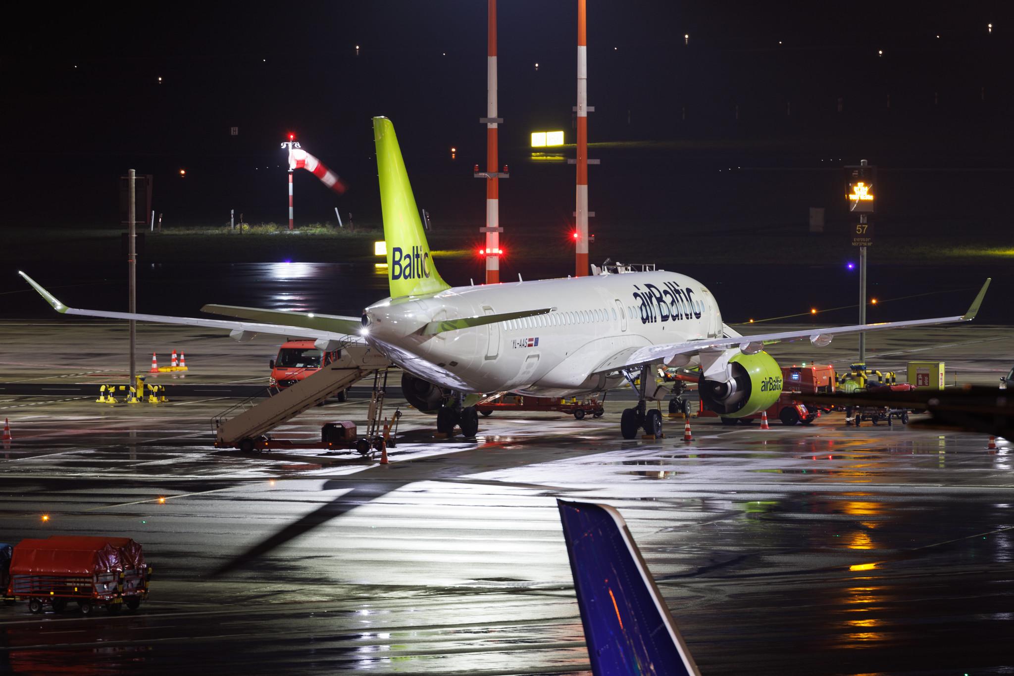 Hamburg Airport: Air Baltic (BT / BTI) | Airbus A220-300 BCS3 | YL-AAS | MSN 55054