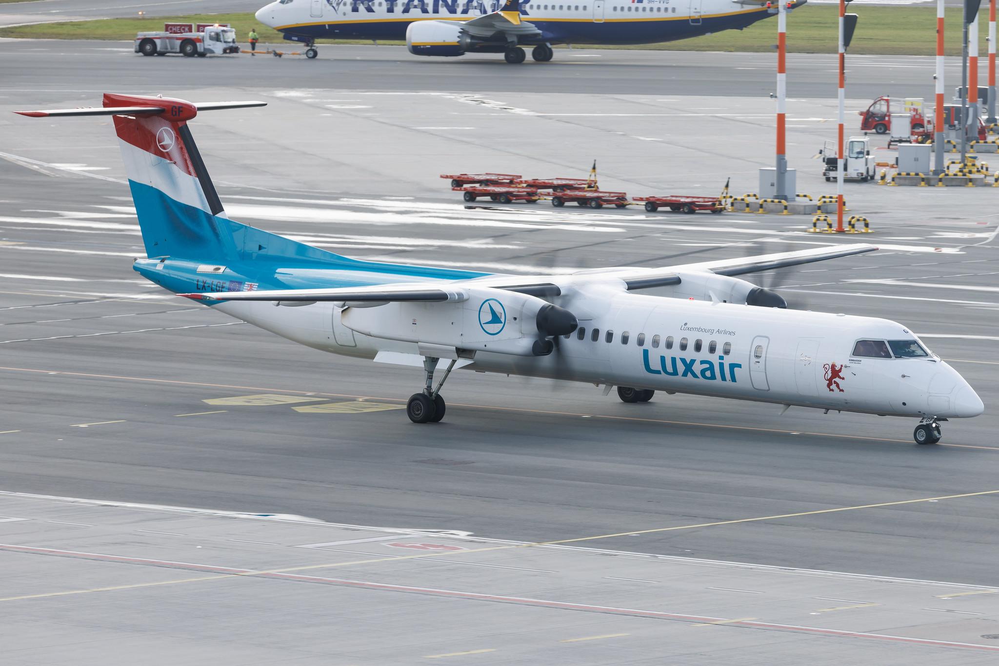 Hamburg Airport: Luxair (LG / LGL) | De Havilland Canada Dash 8-400 DH8D | LX-LGF | MSN 4349