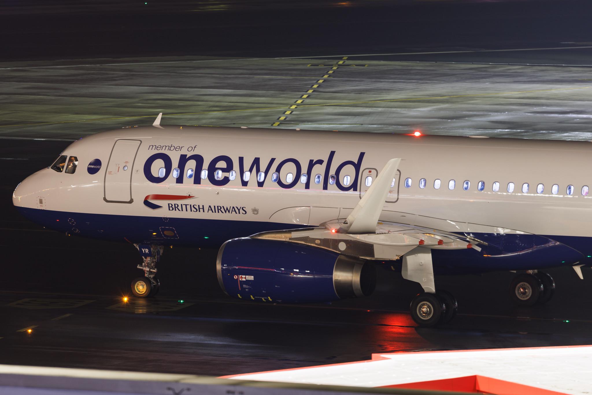 Hamburg Airport: British Airways (BA / BAW) | Livery: One World Livery | Airbus A320-232 A320 | G-EUYR | MSN 5856