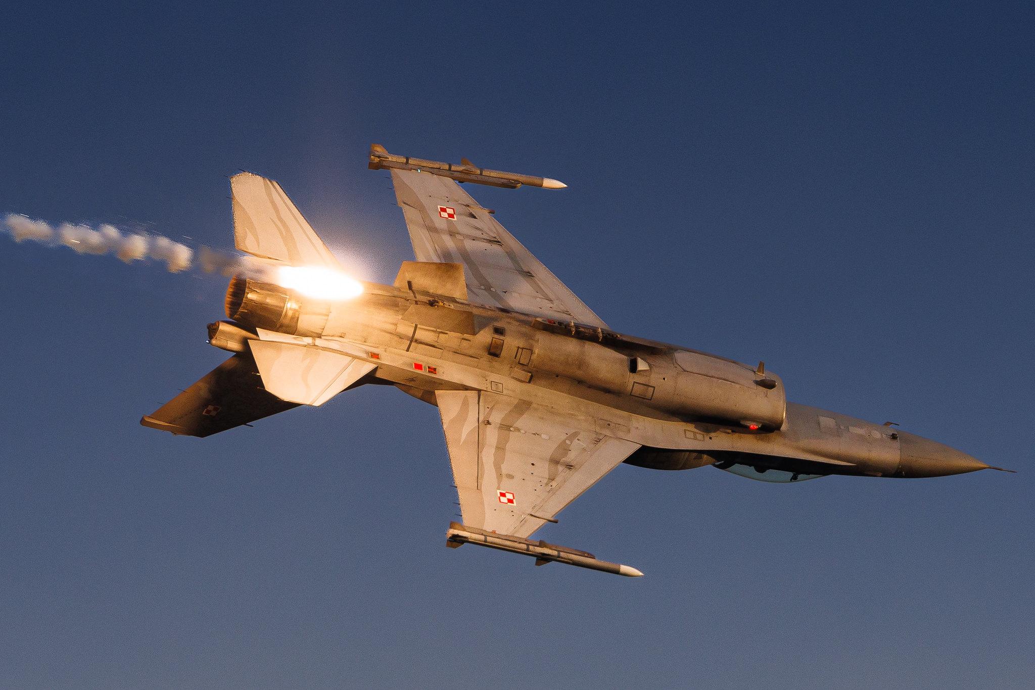 AIR SHOW Radom: Polish Air Force (/ PLF) | General Dynamics F-16C Fighting Falcon F16 | 4052 | MSN JC-13