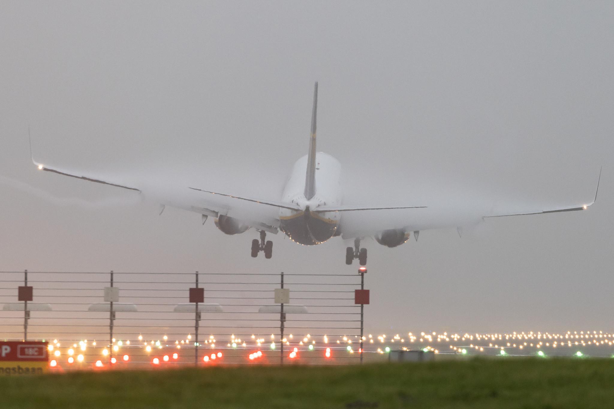 Amsterdam Schiphol: Ryanair (FR / RYR) | Boeing 737-8AS B738 | EI-DPG | MSN 33607
