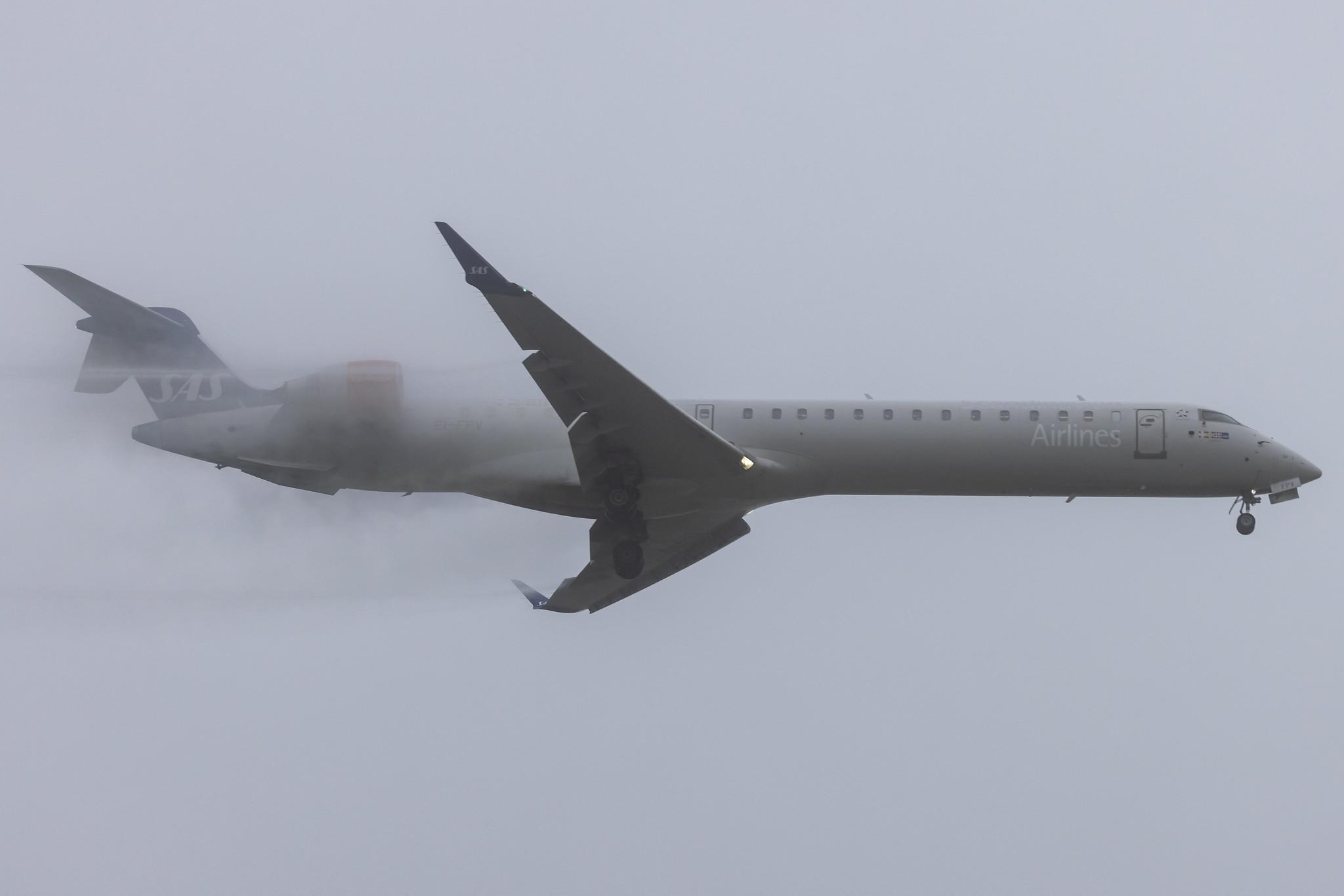 Amsterdam Schiphol: SAS (SK / SAS) | Operator: Cityjet | Mitsubishi CRJ-900LR CRJ9 | EI-FPV | MSN 15440