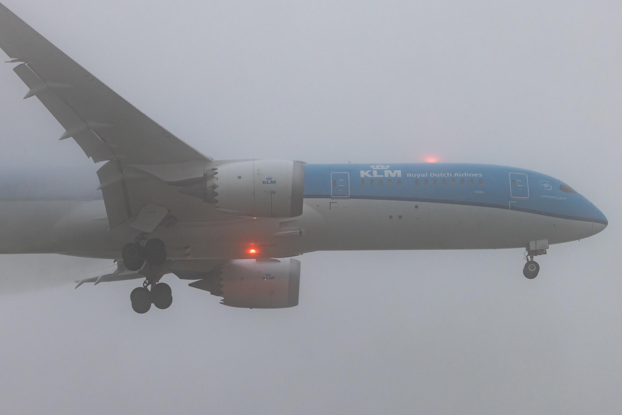 Amsterdam Schiphol: KLM (KL / KLM) | Boeing 787-9 Dreamliner B789 | PH-BHP | MSN 42506