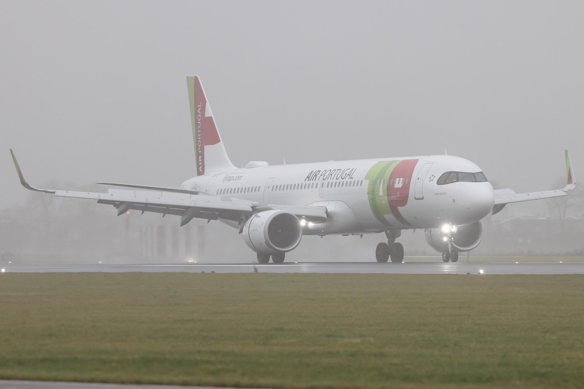 Amsterdam Schiphol: TAP Air Portugal (TP / TAP) | Airbus A321-251NX A21N | CS-TXH | MSN 10311