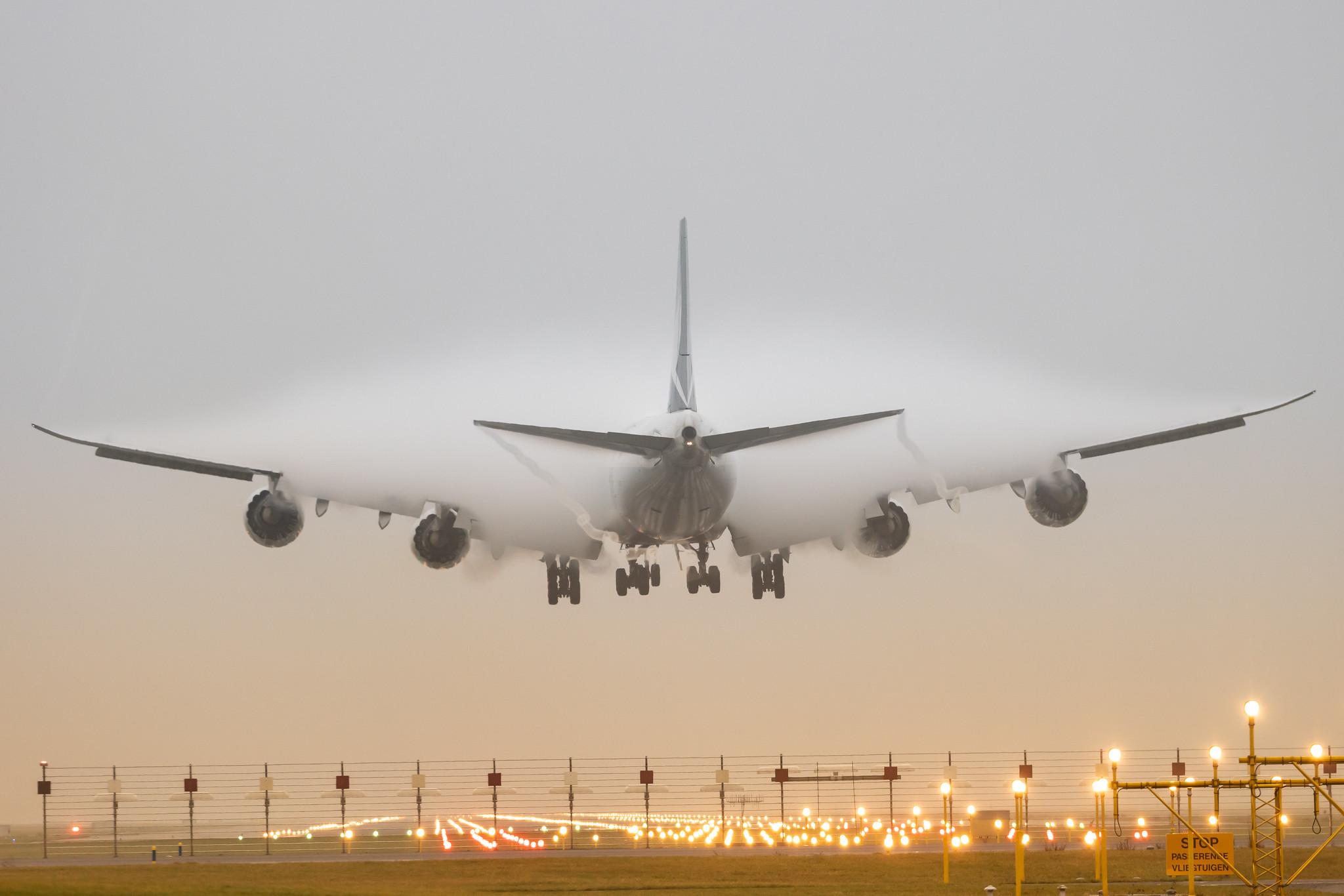 Amsterdam Schiphol: Cathay Pacific Cargo (CX / CPA) | Operator: Cathay Pacific | Boeing 747-867F B748 | B-LJF | MSN 39243