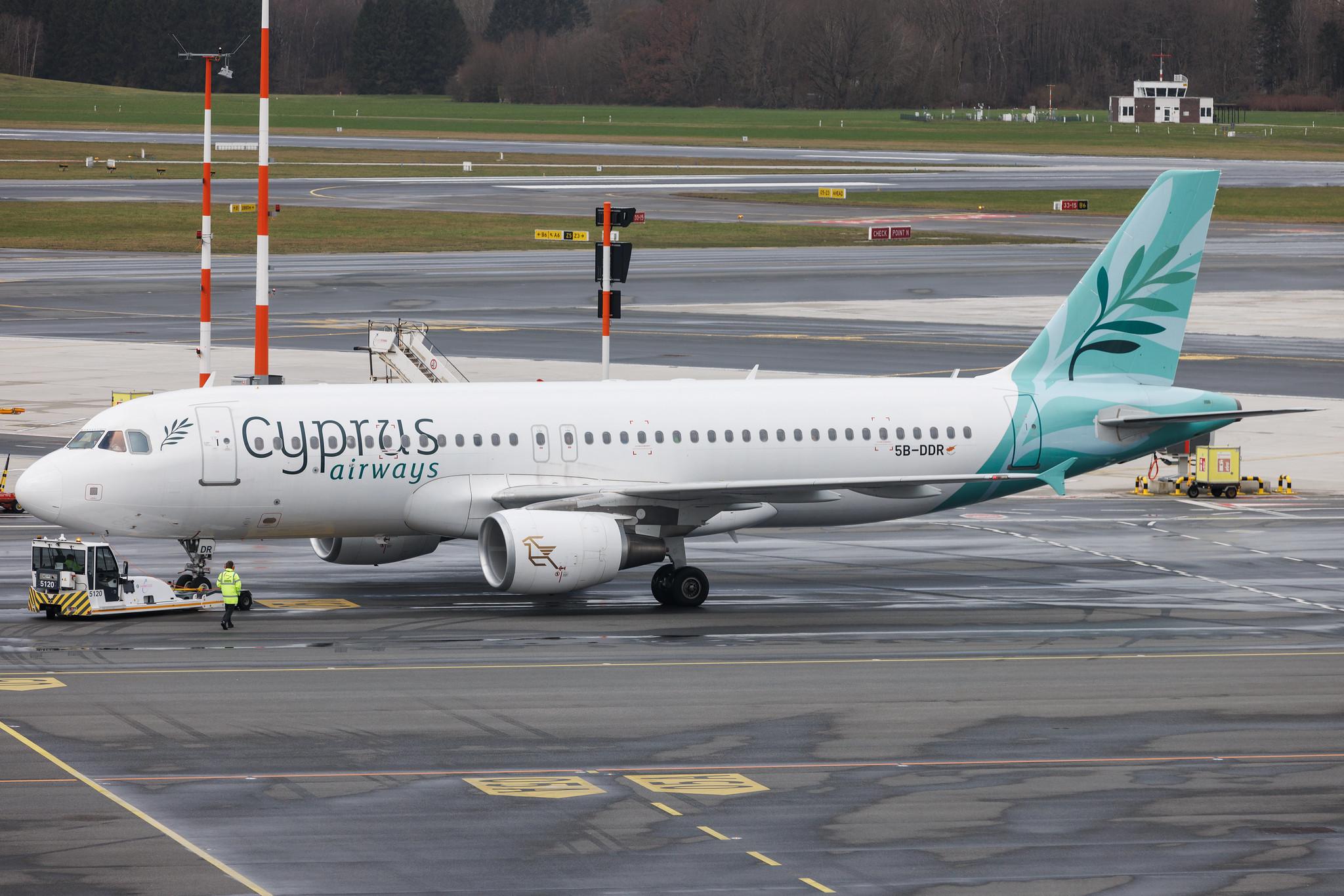 Hamburg Airport: Cyprus Airways (CY / CYP) | Airbus A320-214 A320 | 5B-DDR | MSN 03933