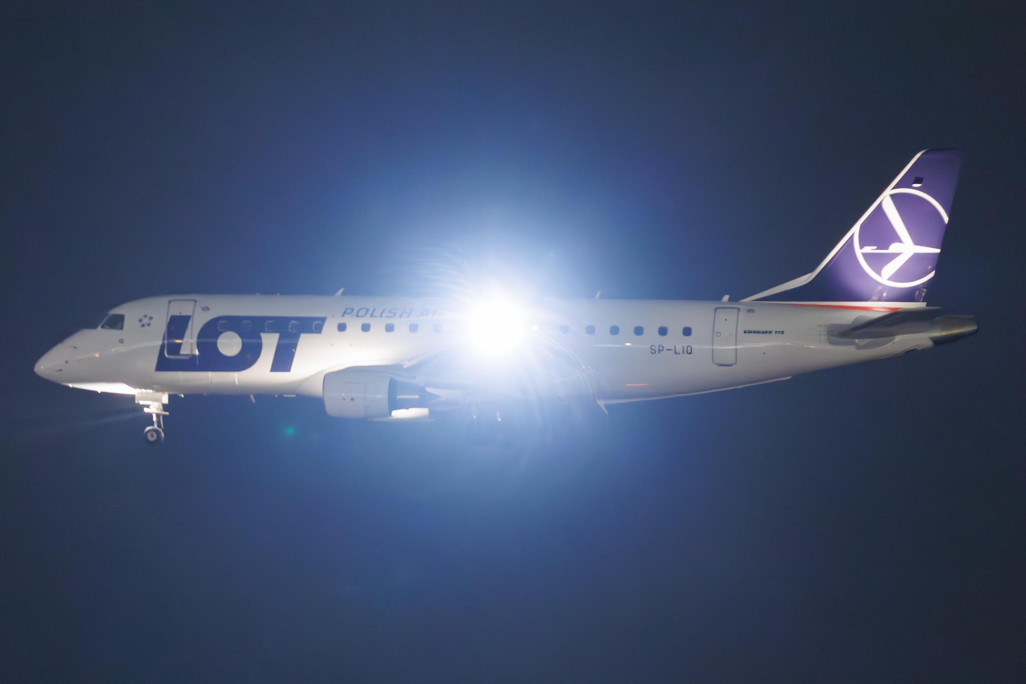 Hamburg Airport: LOT (LO / LOT) | Embraer E175STD E75S | SP-LIQ | MSN 17000335