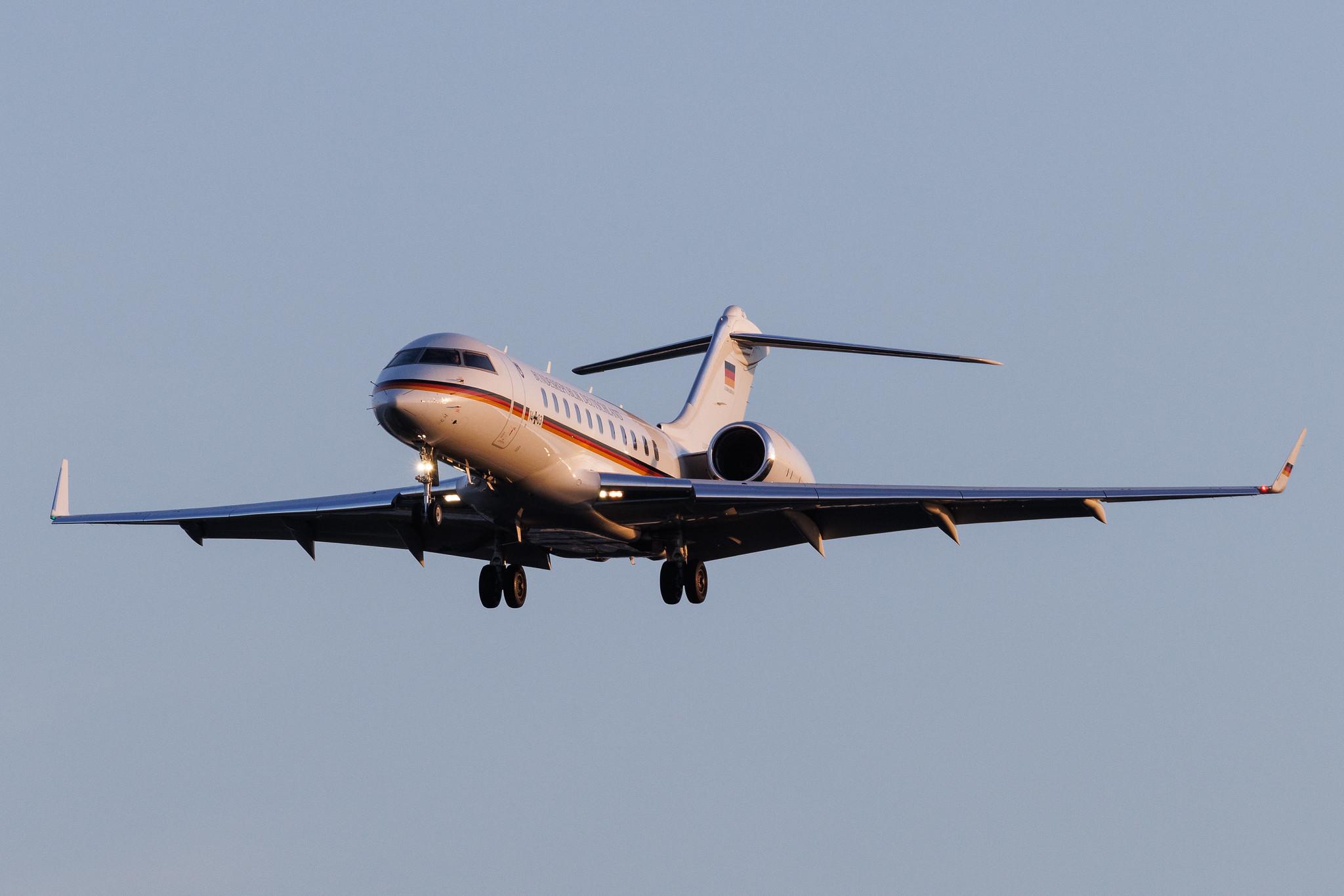 Hamburg Airport: German Air Force ( / GAF) | Bombardier BD-700-1A11 Global 5000 GLEX | 14+03 | MSN 9411
