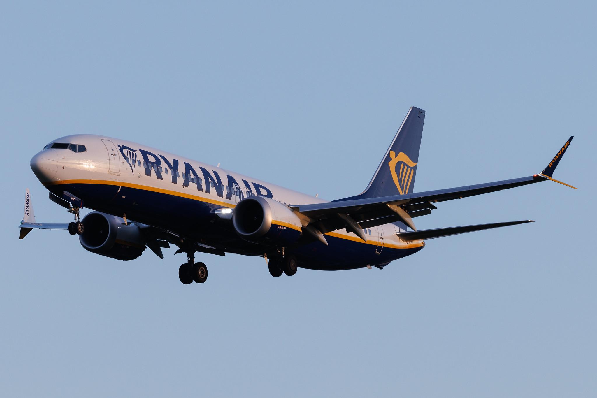 Hamburg Airport: Ryanair (FR / RYR) |  Boeing 737 MAX 8-200 B38M | EI-IGK | MSN 67075