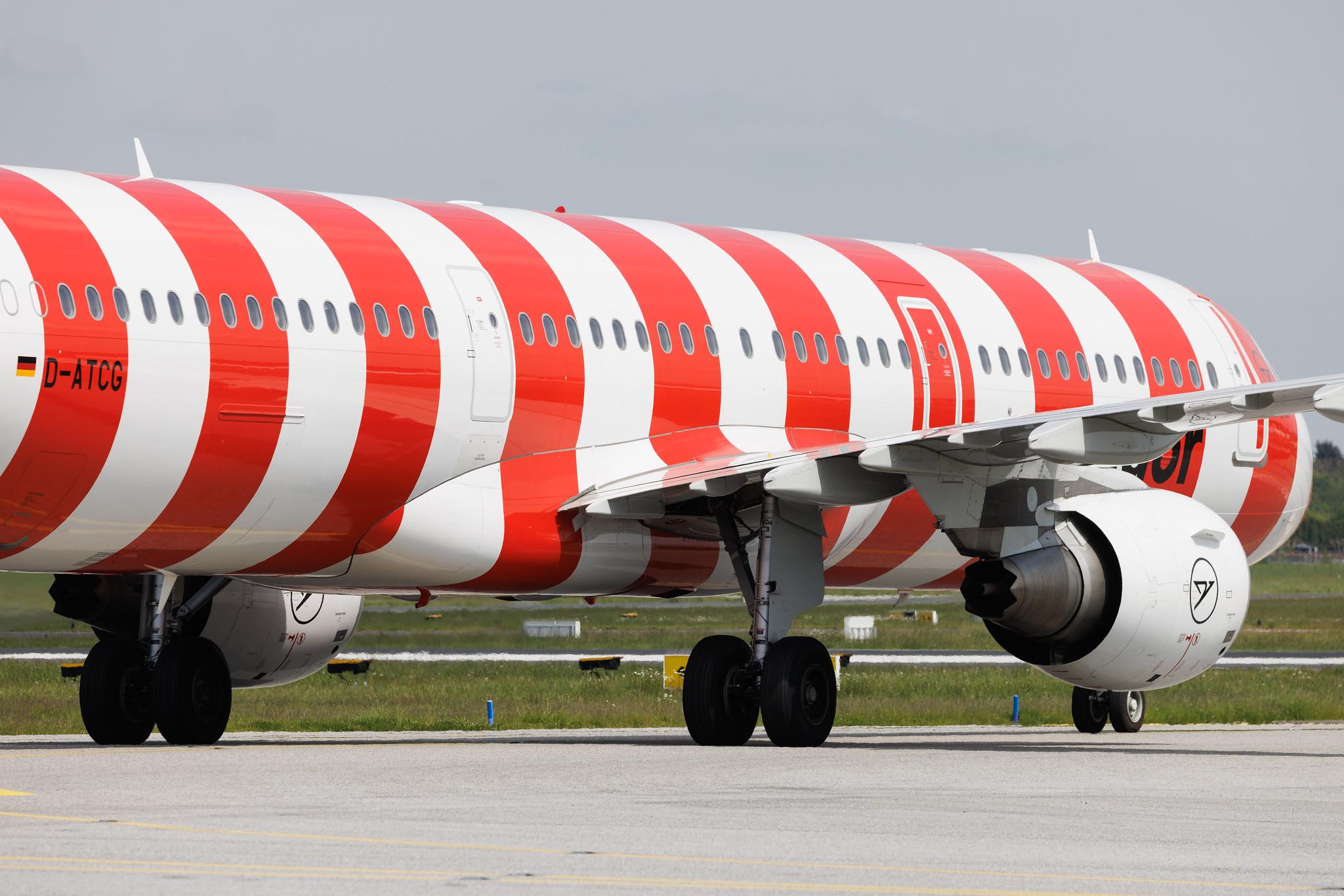 Hamburg Airport: Condor (DE / CFG) | Airbus A321-211 A321 | D-ATCG | MSN 6005