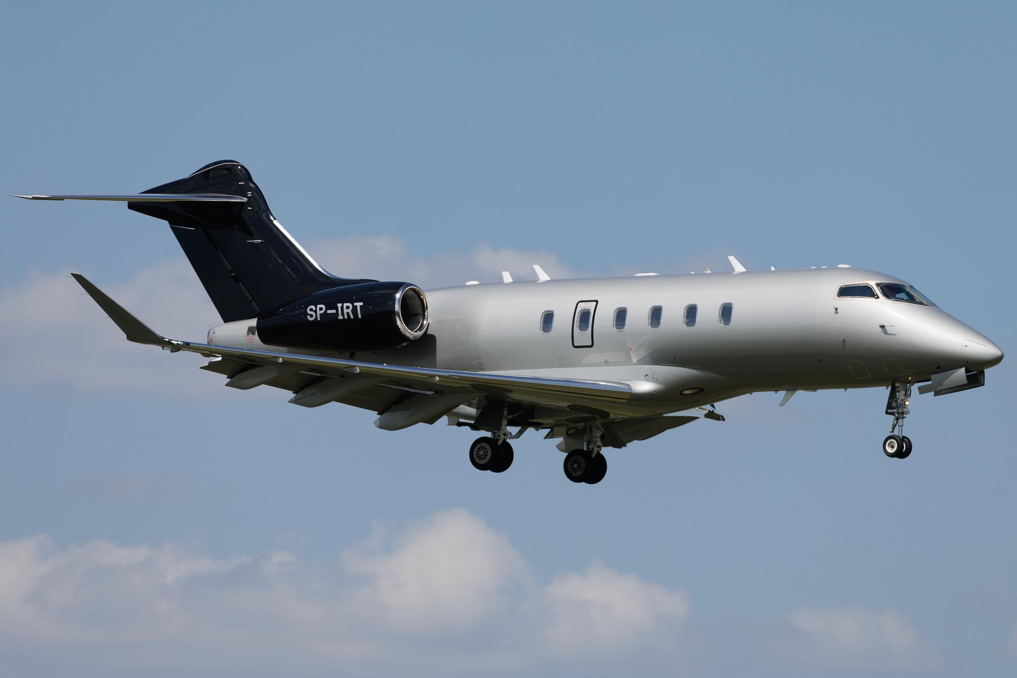 Warsaw Chopin Airport: Jet Story (/ JDI) | Bombardier Challenger 350 CL35 | SP-IRT | MSN 20975