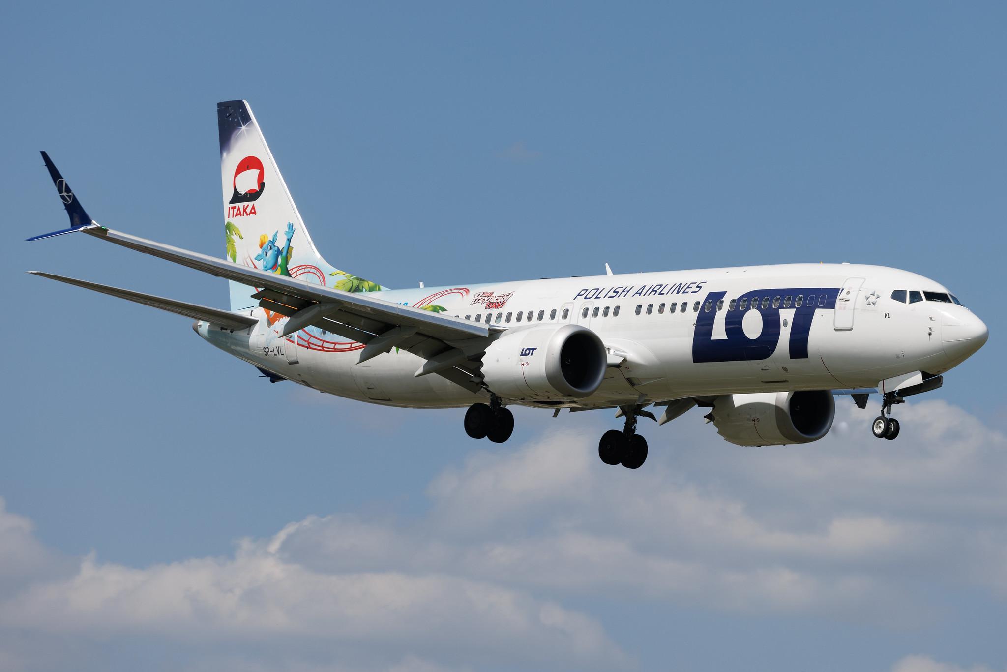 Warsaw Chopin Airport: LOT (LO / LOT) | Livery: Energylandia Livery | Boeing 737 MAX 8 B38M | SP-LVL | MSN 43331