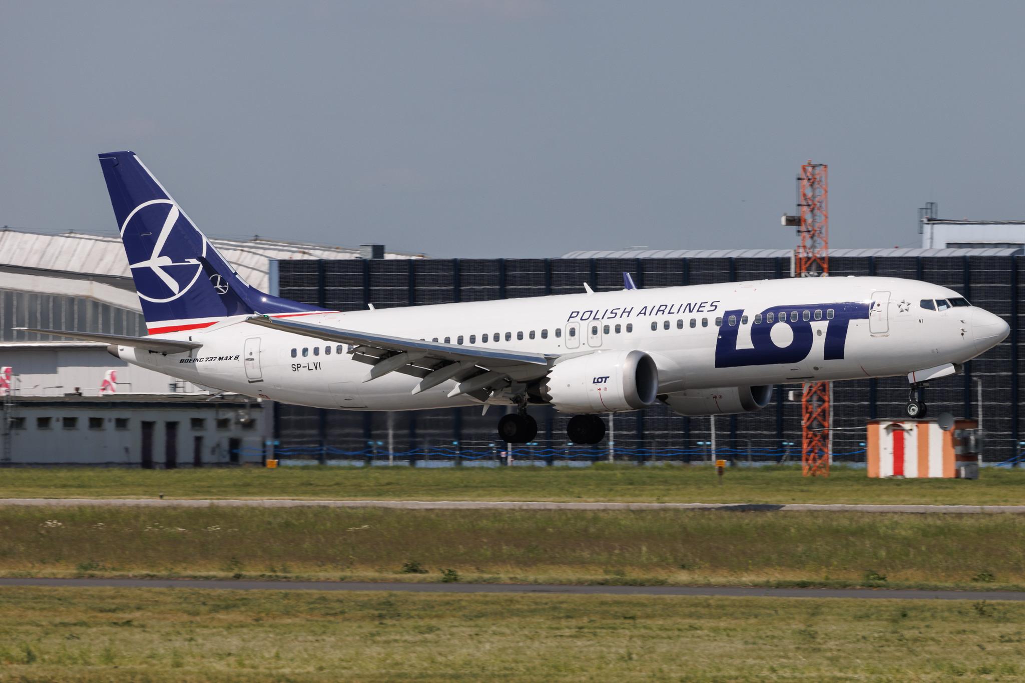 Warsaw Chopin Airport: LOT (LO / LOT) | Boeing 737 MAX 8 B38M | SP-LVI | MSN 43326