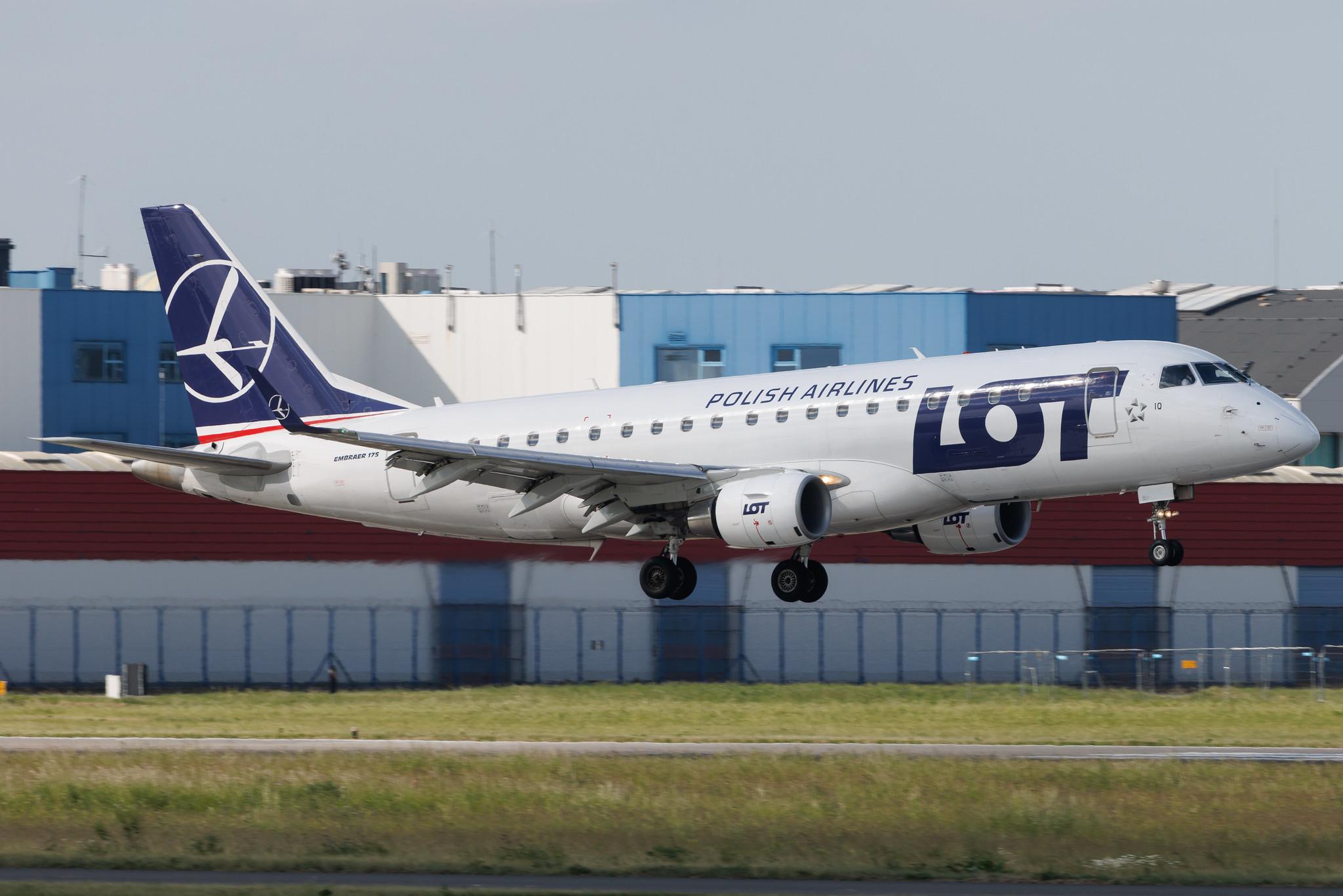Warsaw Chopin Airport: LOT (LO / LOT) | Embraer E175STD E75S | SP-LIQ | MSN 17000335
