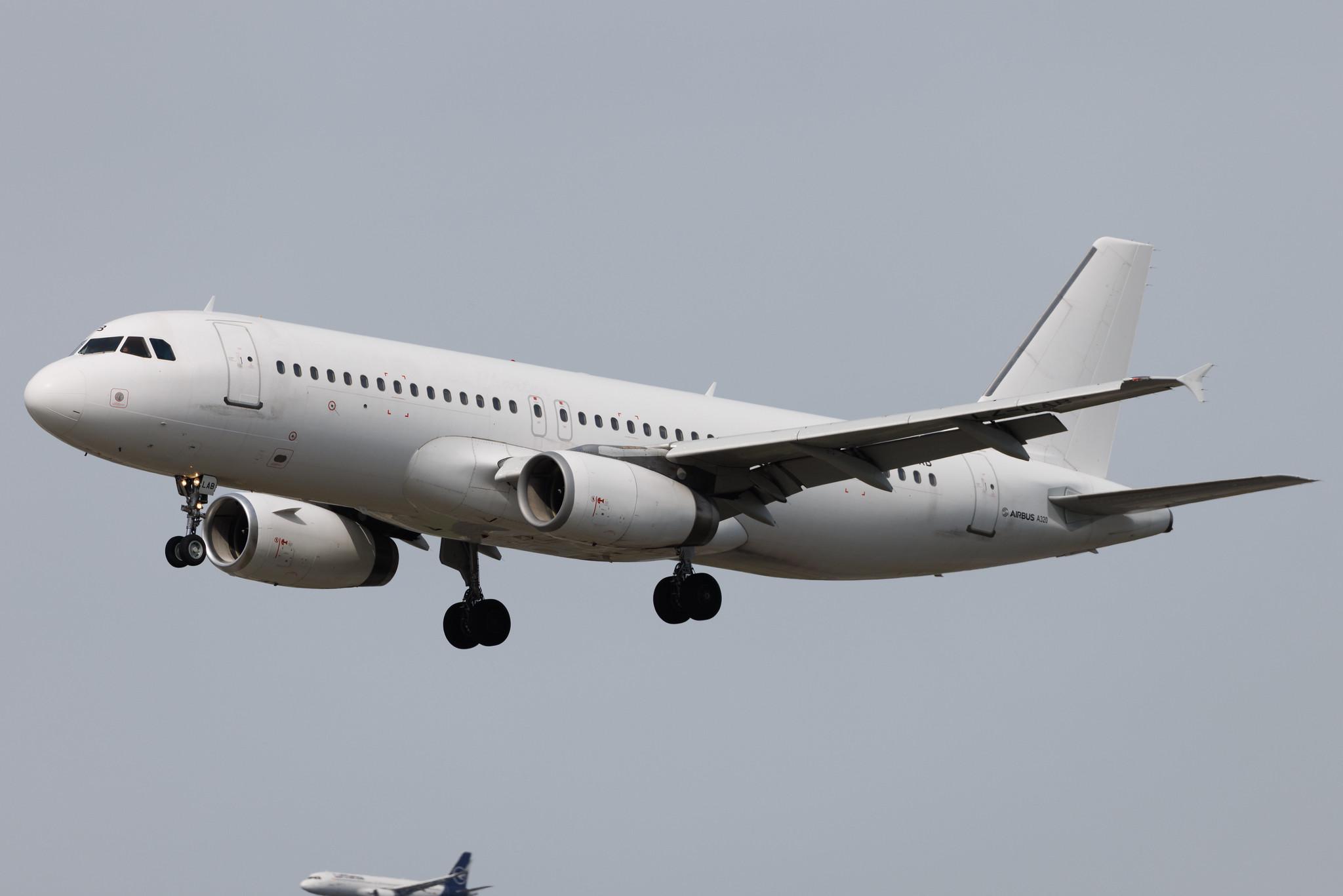 Frankfurt Airport: European Air Charter (H6 / BUC) |  Airbus A320-231 A320 | LZ-LAB | MSN 0276