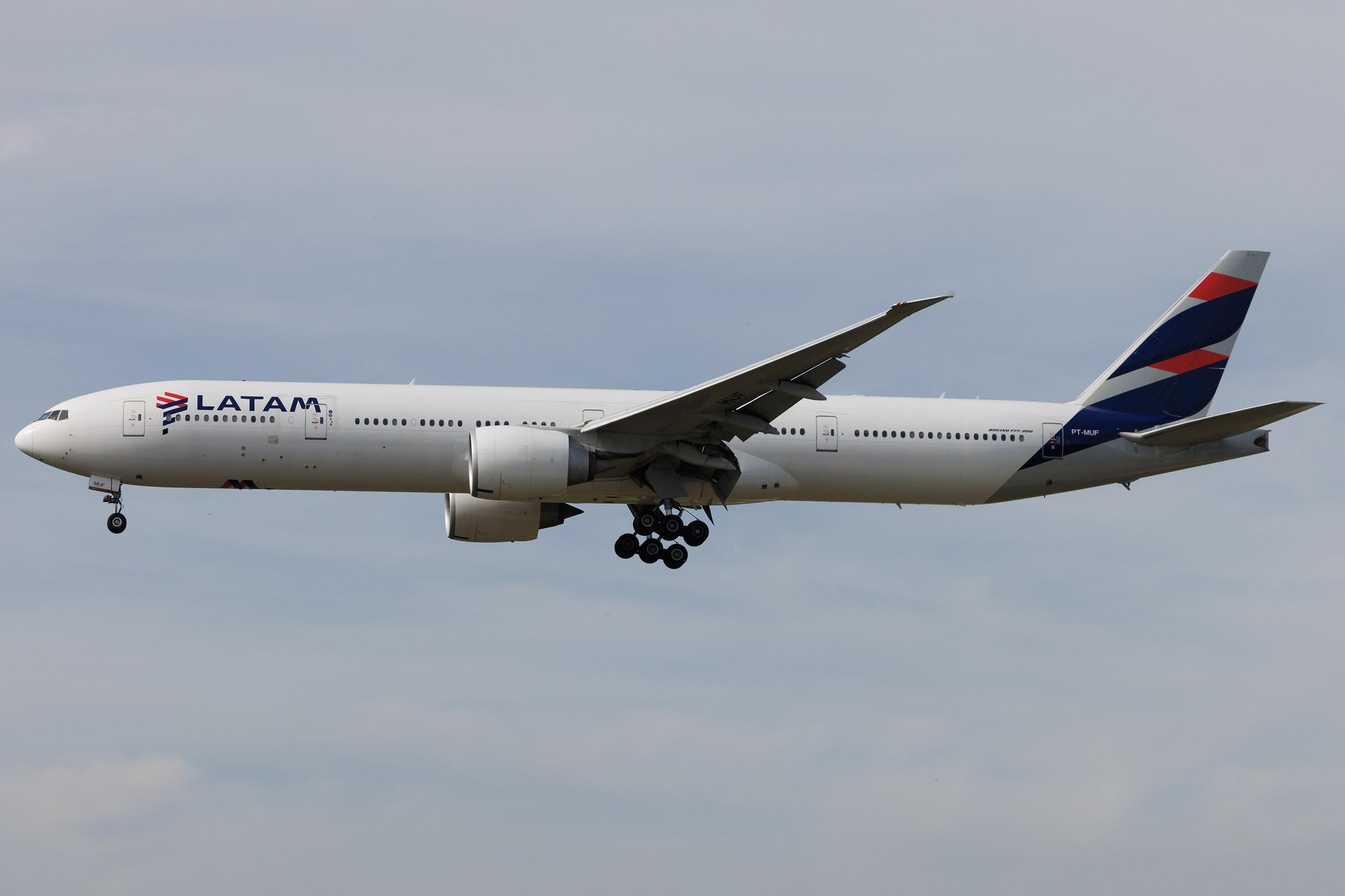 Frankfurt Airport: LATAM Brasil (JJ / TAM) | Boeing 777-32W(ER) B77W | PT-MUF | MSN 38887