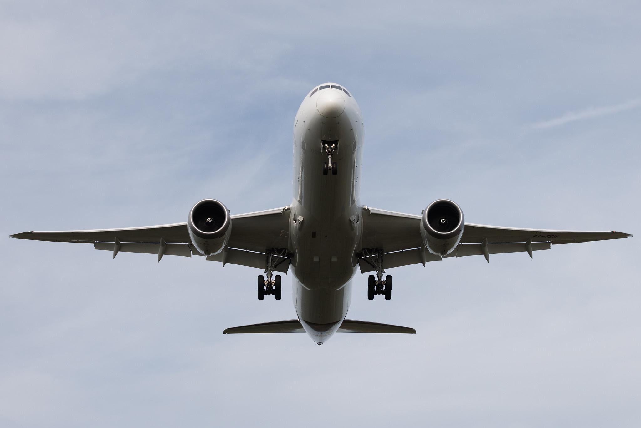 Frankfurt Airport: Vistara (UK / VTI) | Boeing 787-9 Dreamliner B789 | VT-TSH | MSN 66528