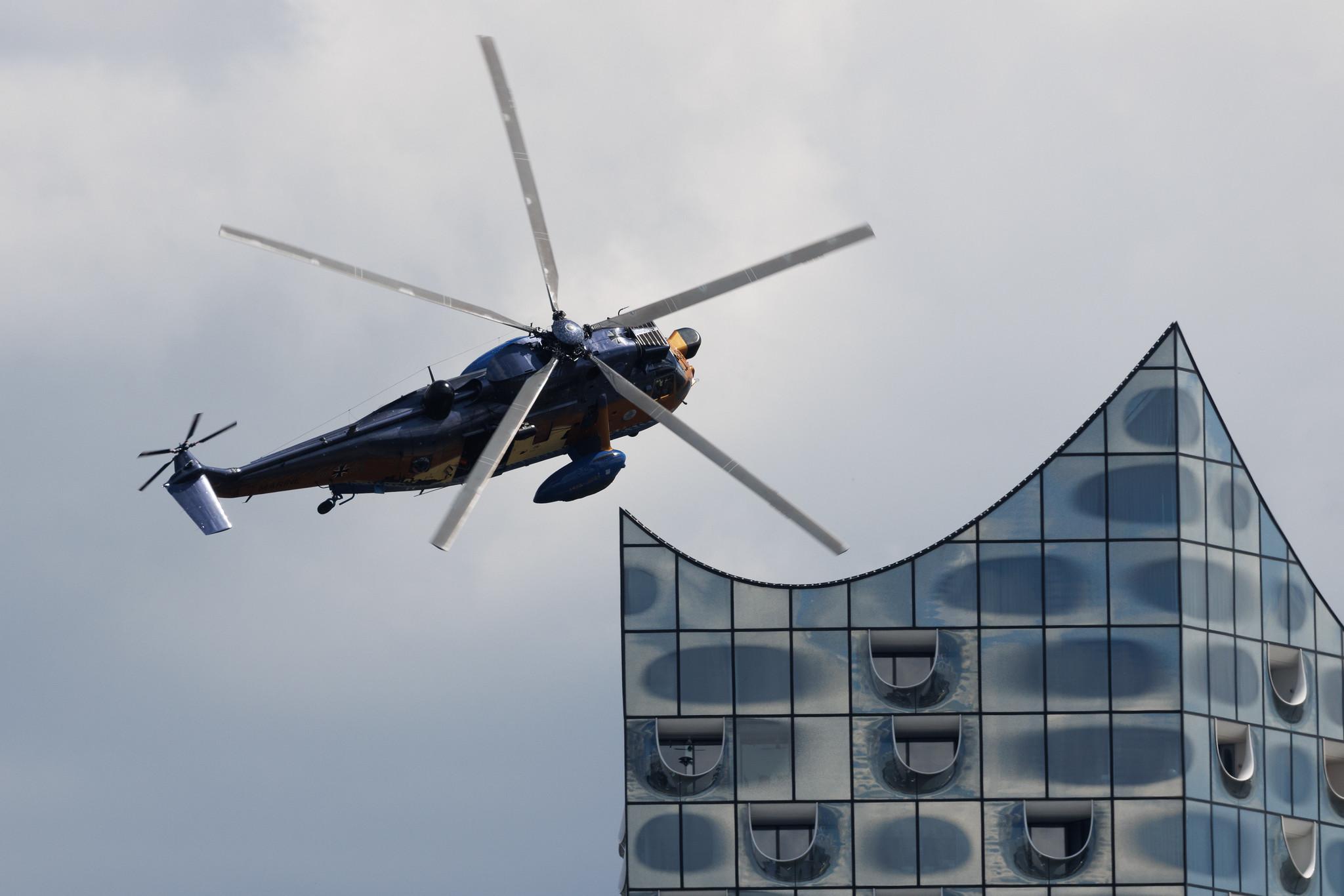 SOS Joint Rescue Operation: German Navy (/ GNY) | Westland Sea King Mk.41 | 89+58 | MSN WA759