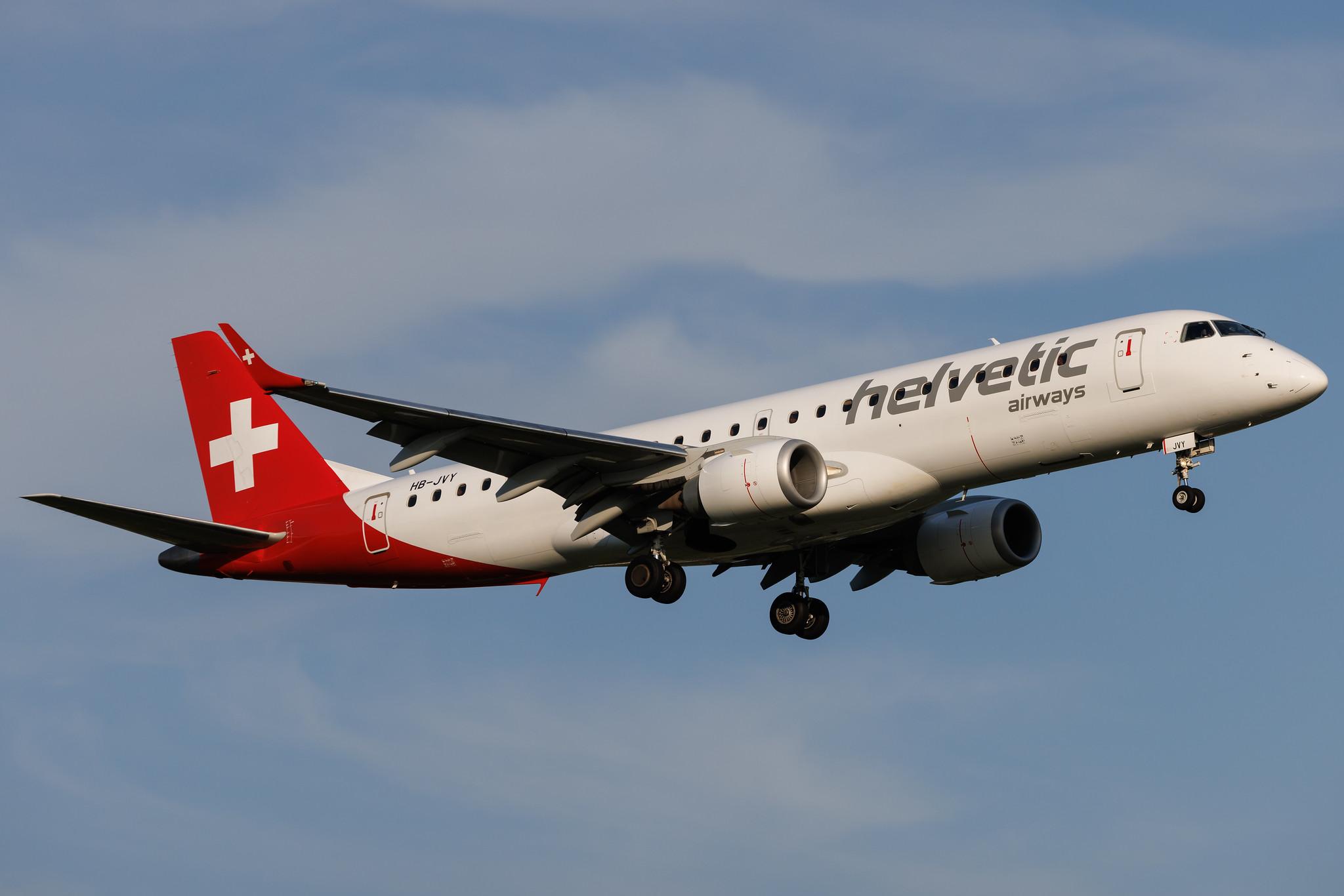 Hamburg Airport: Helvetic Airways (2L / OAW) | Embraer E190LR E190 | HB-JVY | MSN 19000607