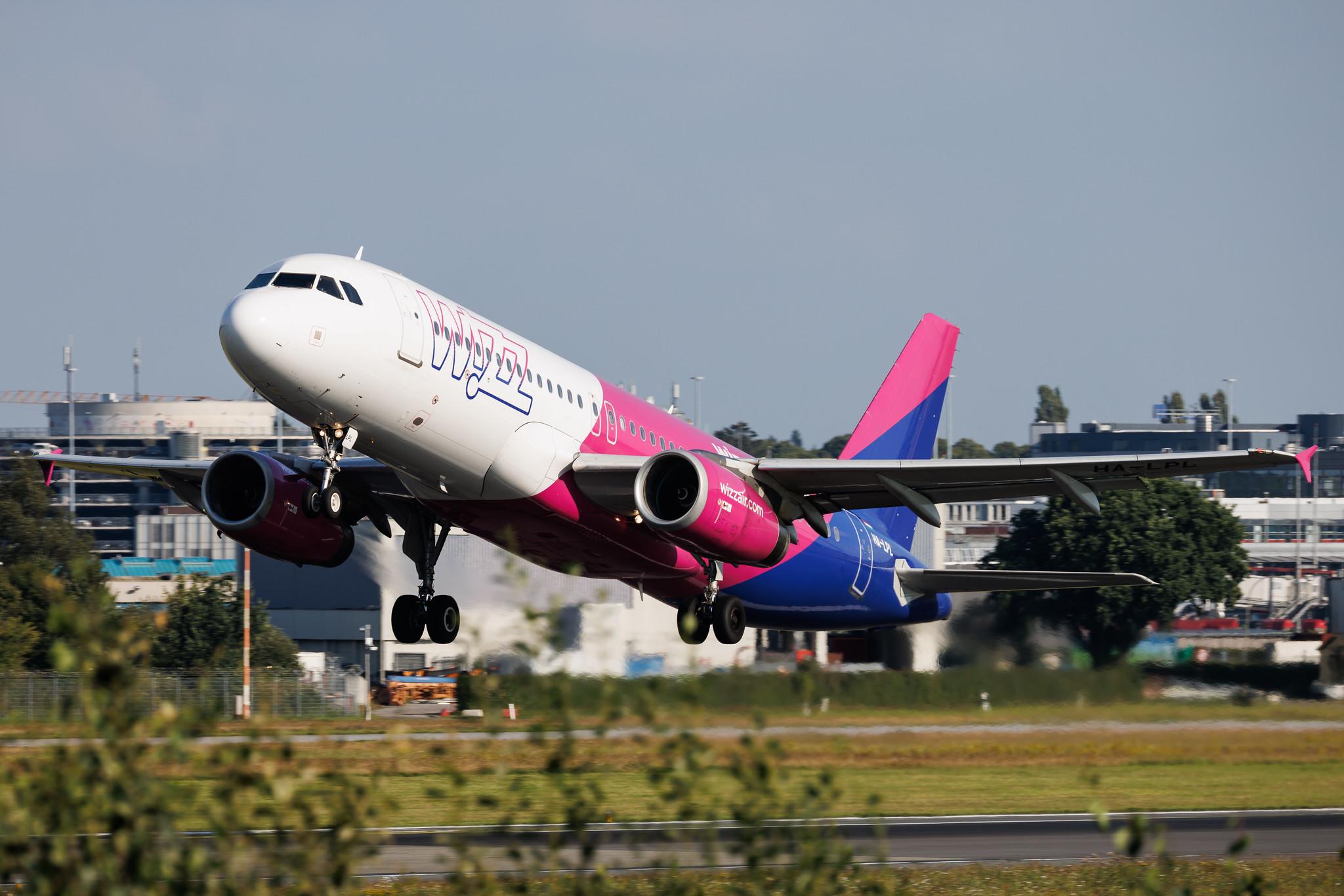 Hamburg Airport: Wizz Air (W6 / WZZ) | Airbus A320-232 A320 | HA-LPL | MSN 03166