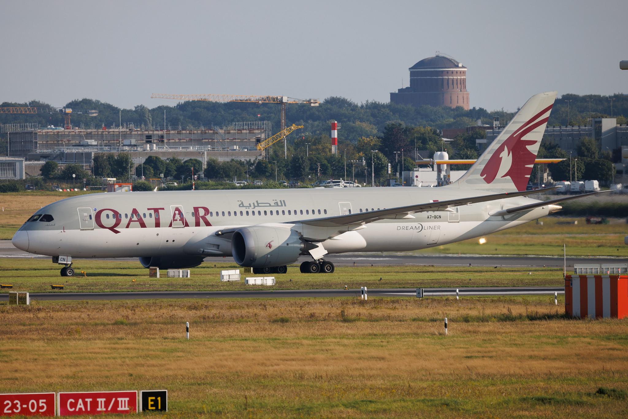 Hamburg Airport: Qatar Airways (QR / QTR) | Boeing 787-8 Dreamliner B788 | A7-BCN | MSN 38332