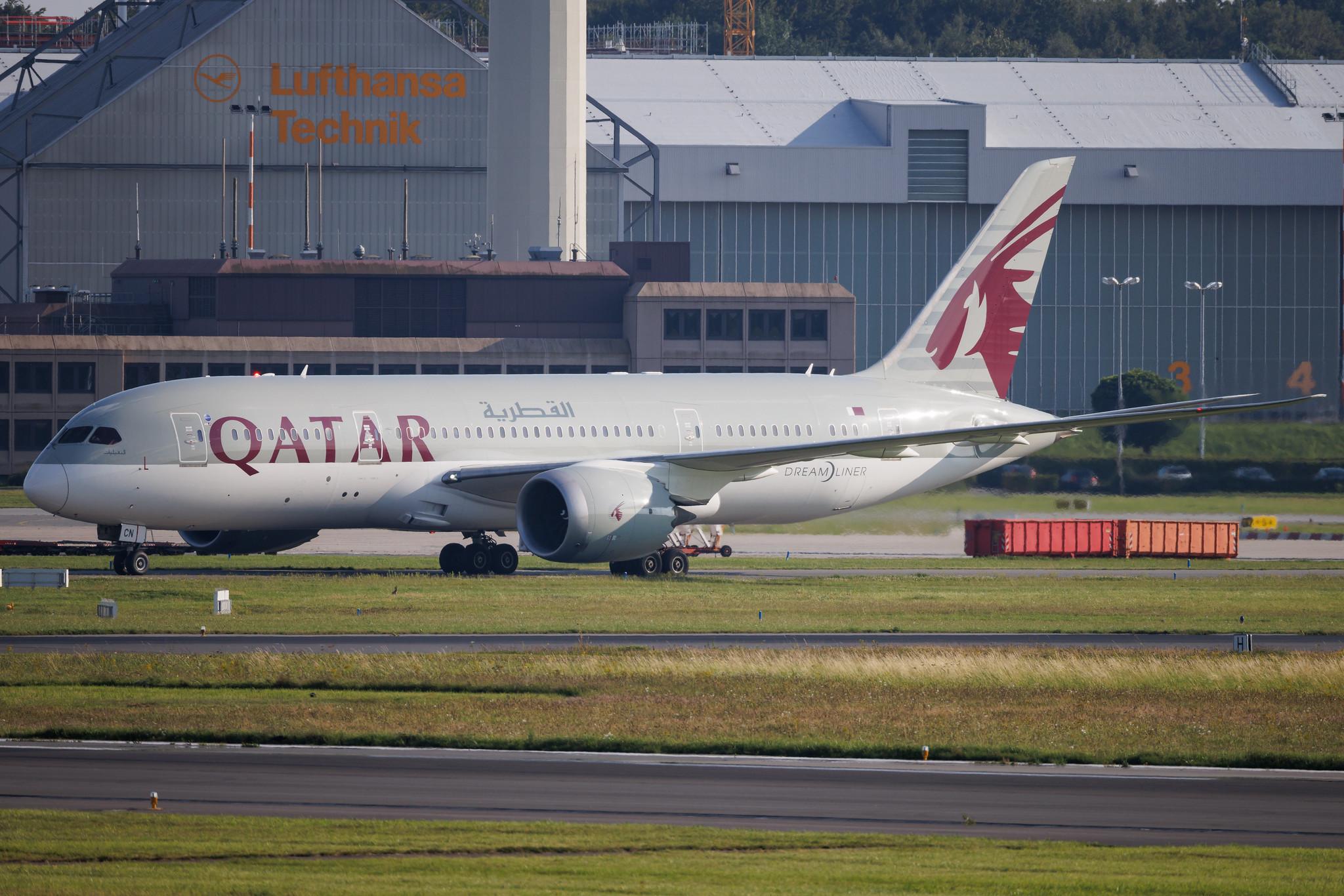 Hamburg Airport: Qatar Airways (QR / QTR) | Boeing 787-8 Dreamliner B788 | A7-BCN | MSN 38332