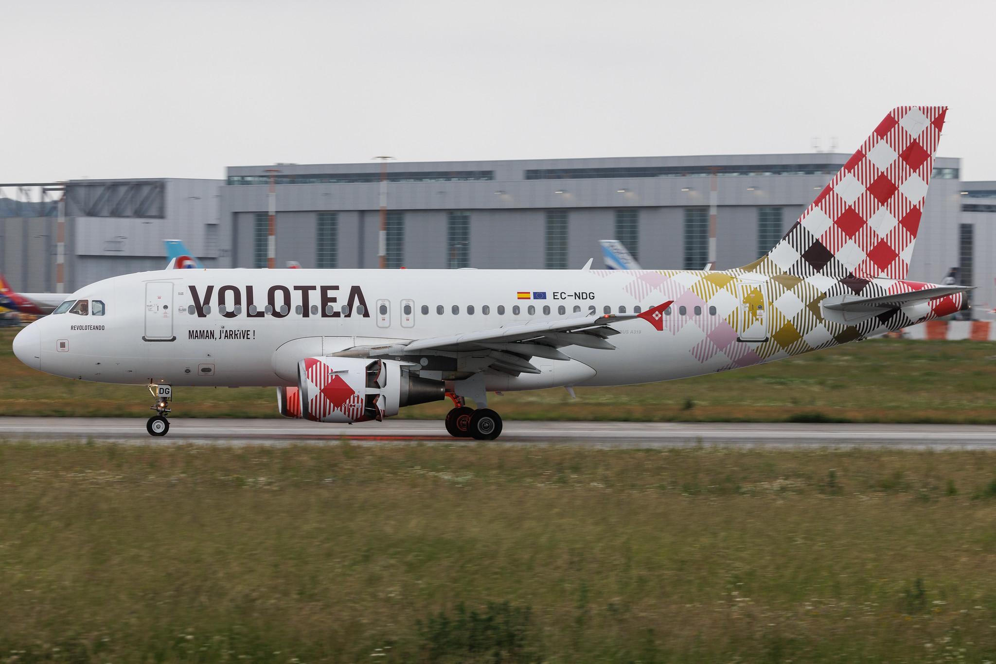 Hamburg Finkenwerder: Volotea (V7 / VOE) | Airbus A319-112 A319 | EC-NDG | MSN 03364