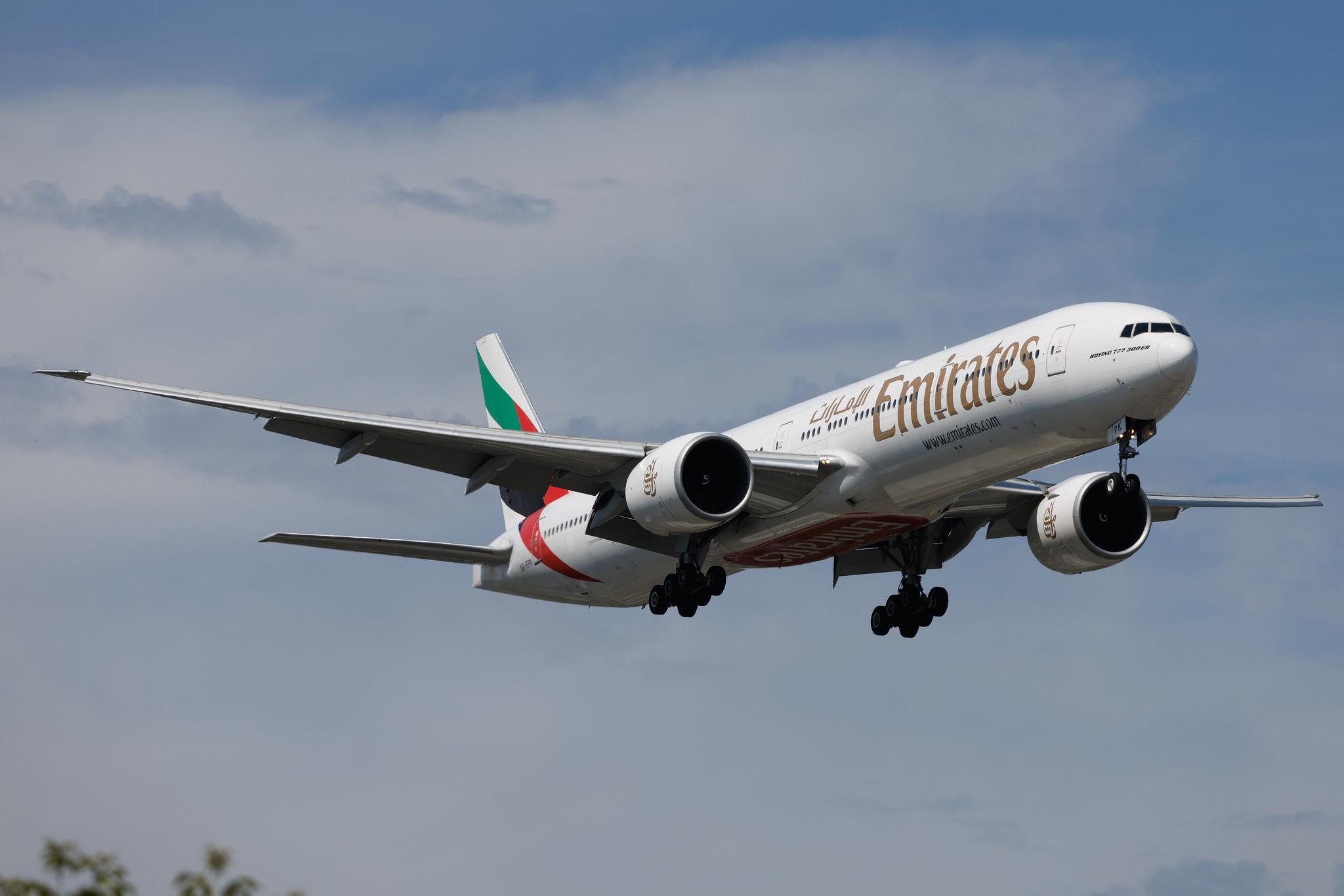 Warsaw Chopin Airport: Emirates (EK / UAE) | Boeing 777-31H(ER) B77W | A6-EPK | MSN 42330