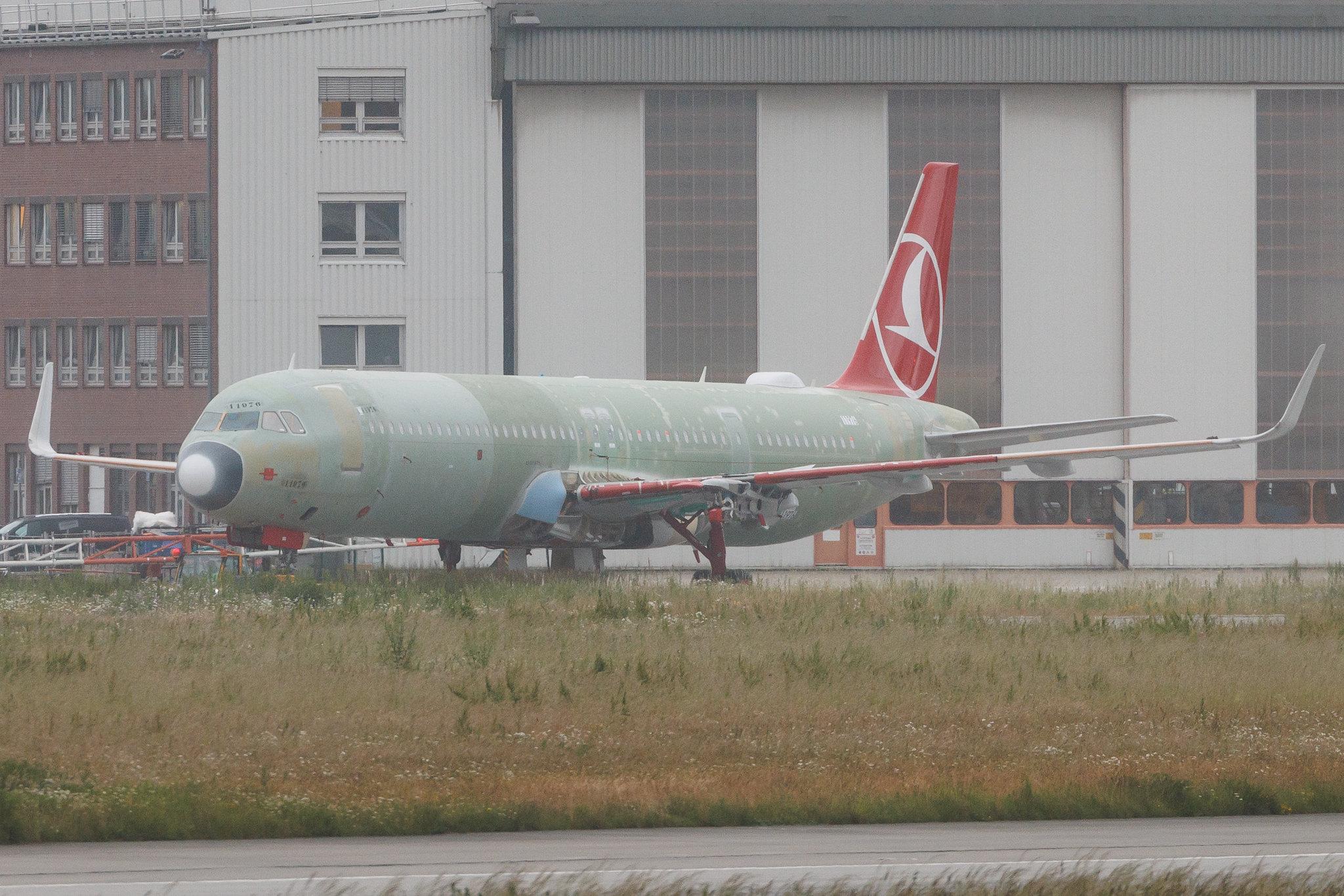 Hamburg Finkenwerder: Turkish Airlines (TK / THY) | Airbus A321-271NX A21N | D-AYAE | TC-LPJ | MSN 11976
