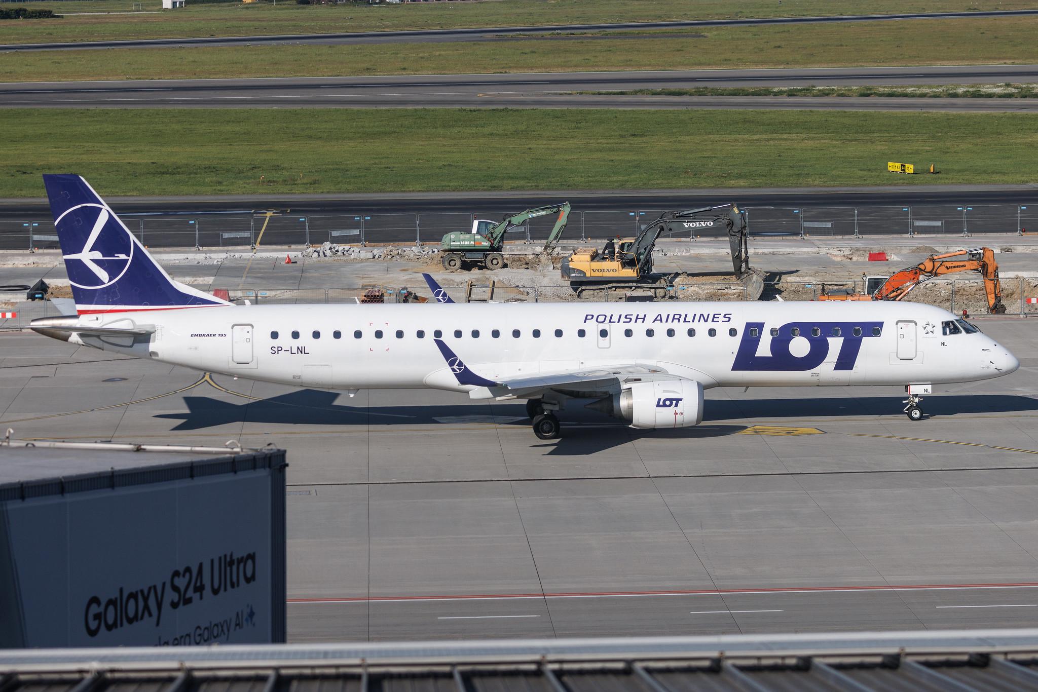 Warsaw Chopin Airport: LOT (LO / LOT) | Embraer E195LR E195 | SP-LNL | MSN 19000382