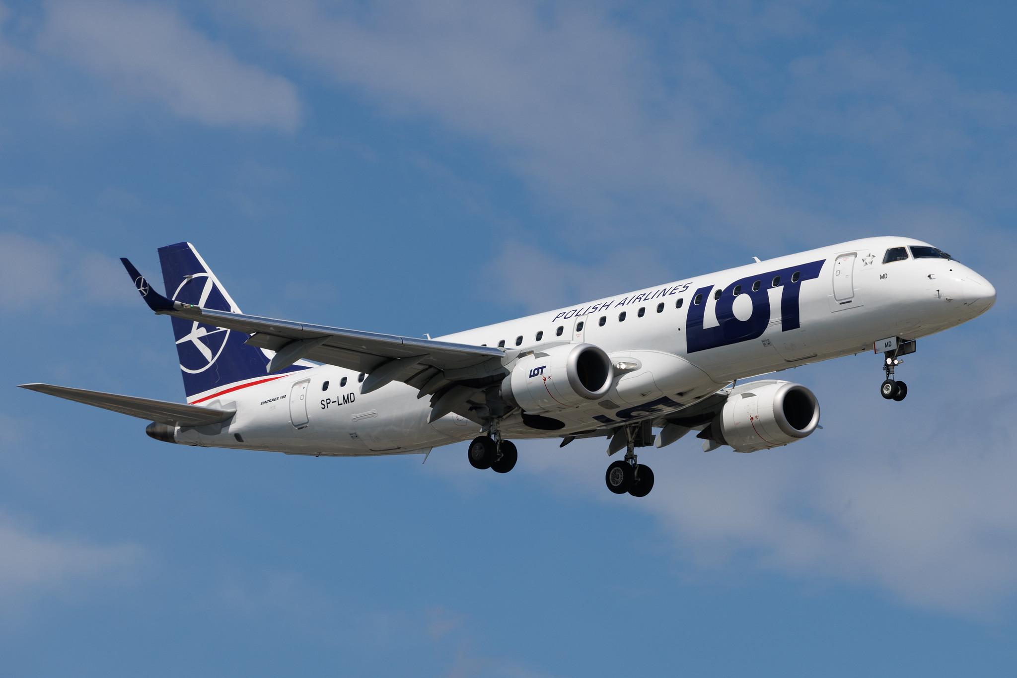 Warsaw Chopin Airport: LOT (LO / LOT) | Embraer E190STD E190 | SP-LMD | MSN 19000764