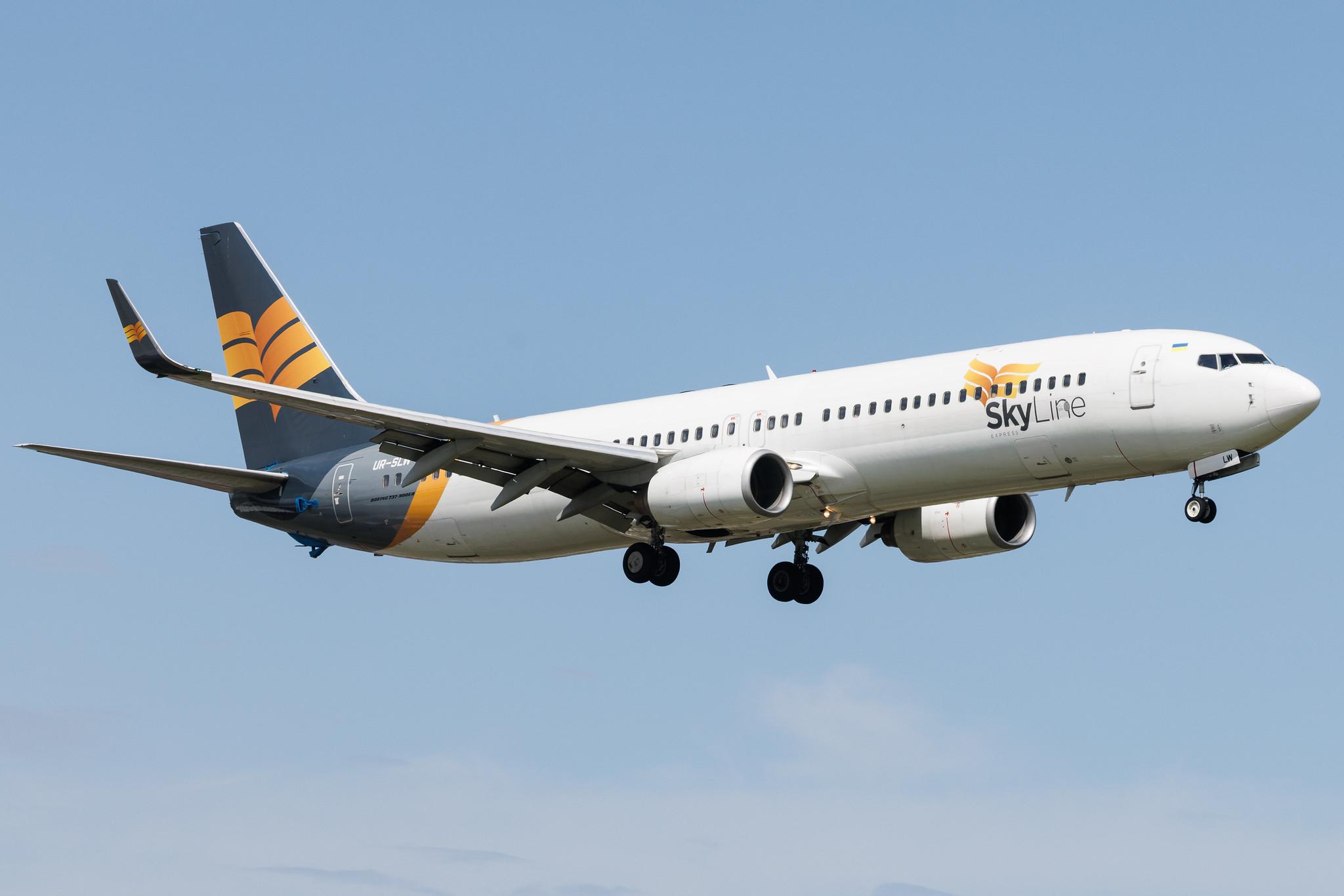 Warsaw Chopin Airport: Skyline Express Airline (QU / UTN) | Operator: Skyline Express | Boeing 737-94X(ER) B739 | UR-SLW | MSN 36086