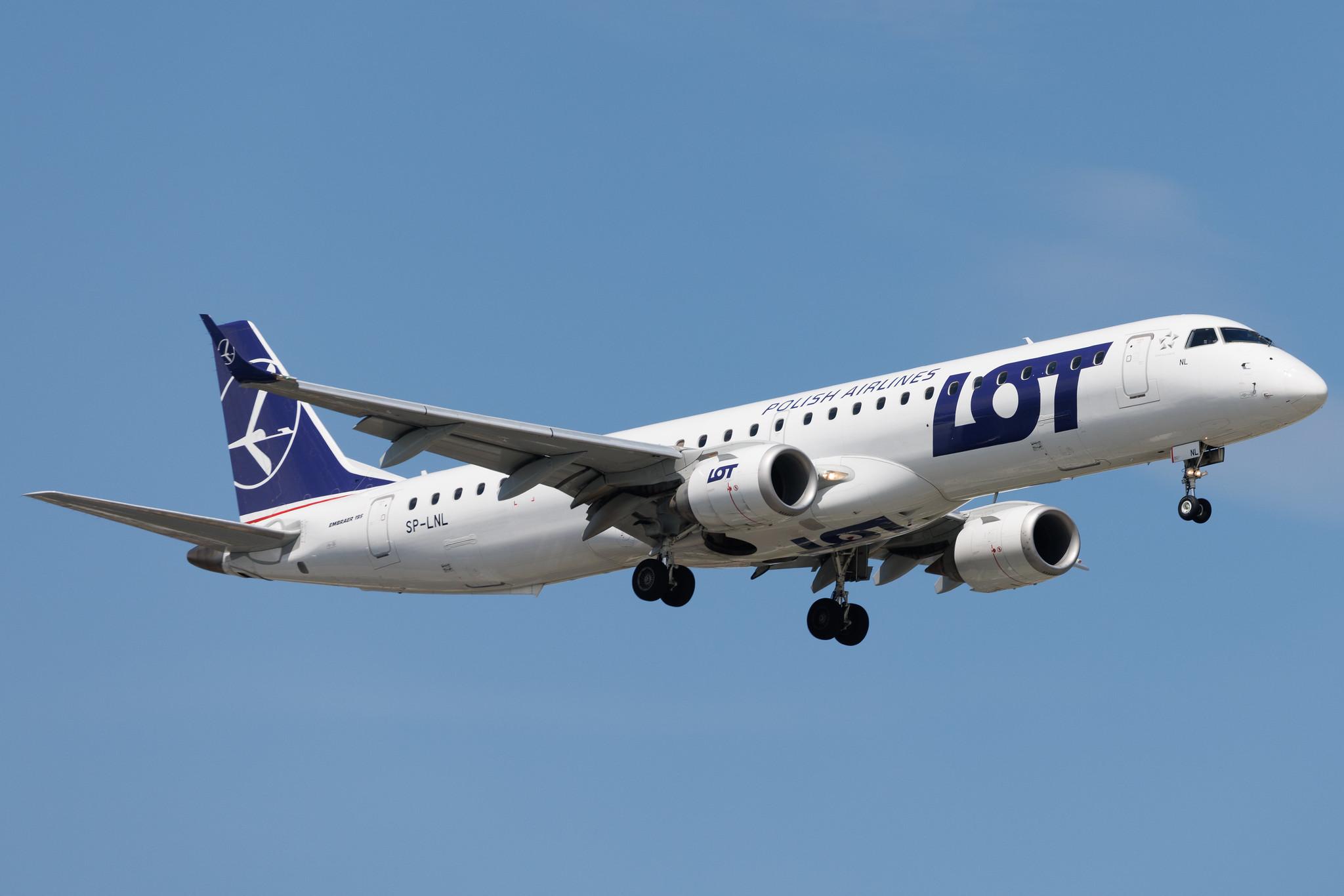 Warsaw Chopin Airport: LOT (LO / LOT) | Embraer E195LR E195 | SP-LNL | MSN 19000382