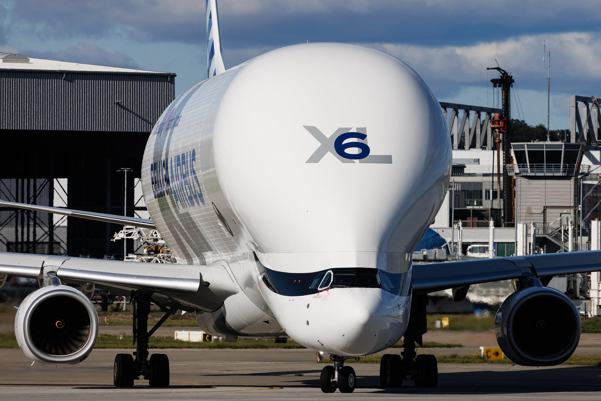 Hamburg Finkenwerder: Airbus Transport International (4Y / BGA) | Airbus A330-743L Beluga XL A337 | F-GXLO | MSN 2041