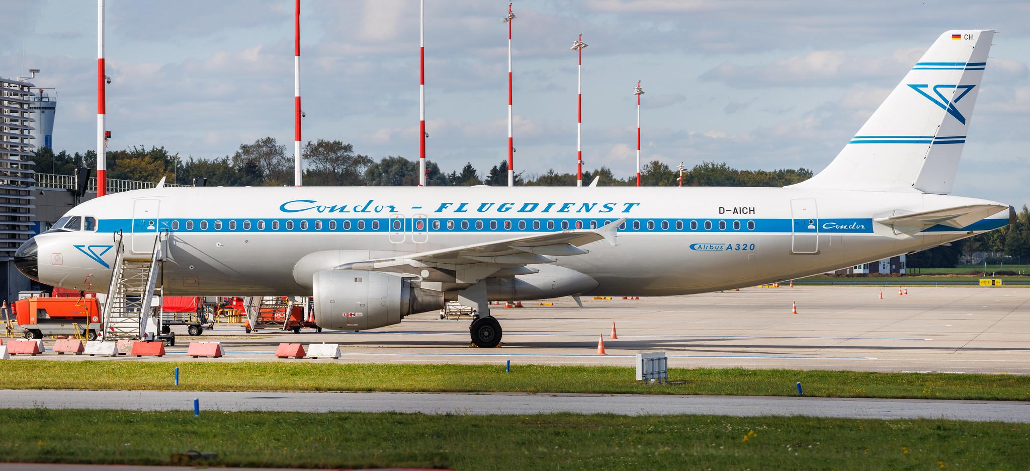 Hamburg Airport: Condor (DE / CFG) | Livery: Retro Livery | Airbus A320-212 A320 | D-AICH | MSN 0971