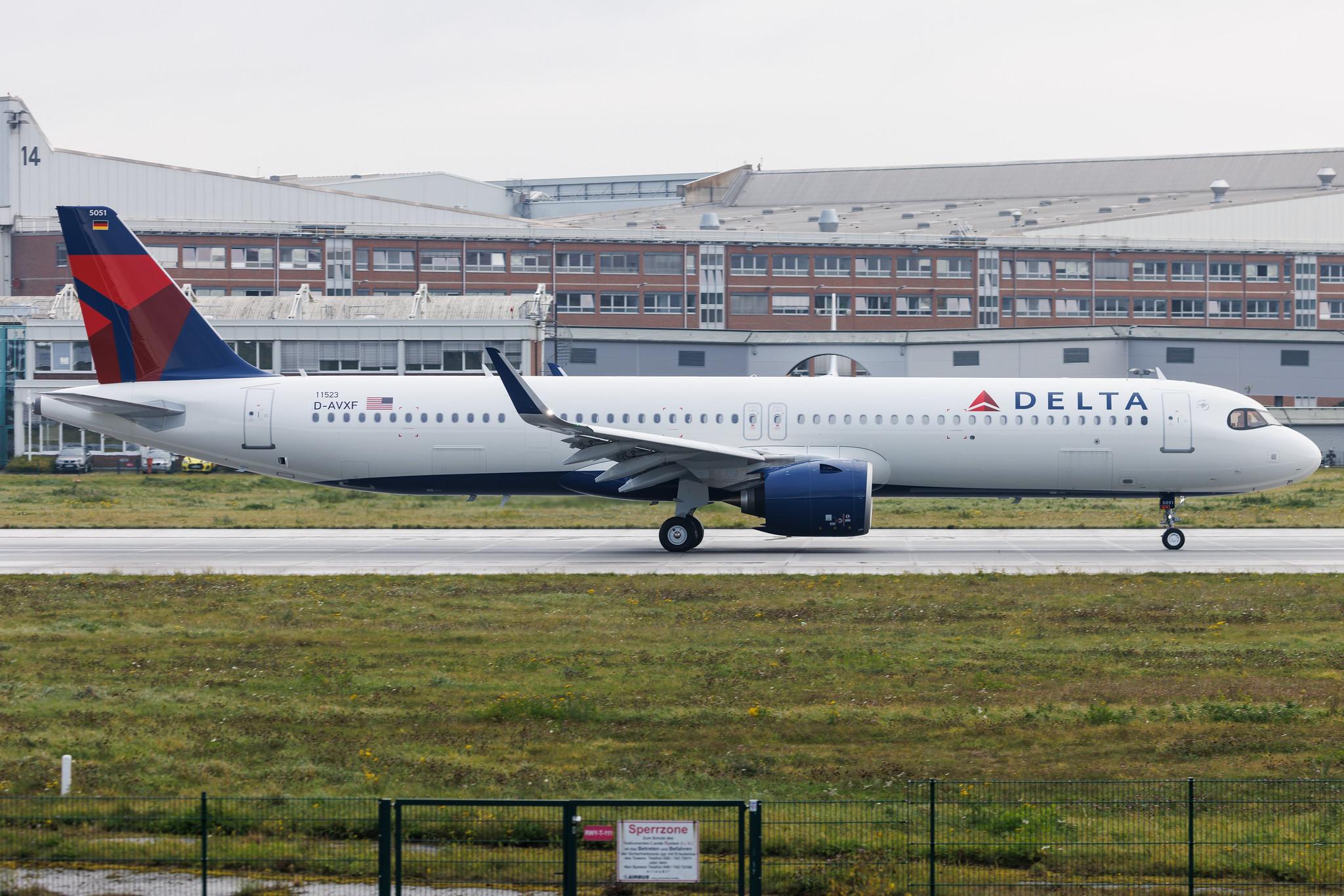 Hamburg Finkenwerder: Delta Air Lines (DL / DAL) | Airbus A321-271NX A21N | D-AVXF | N551DT | MSN 11523