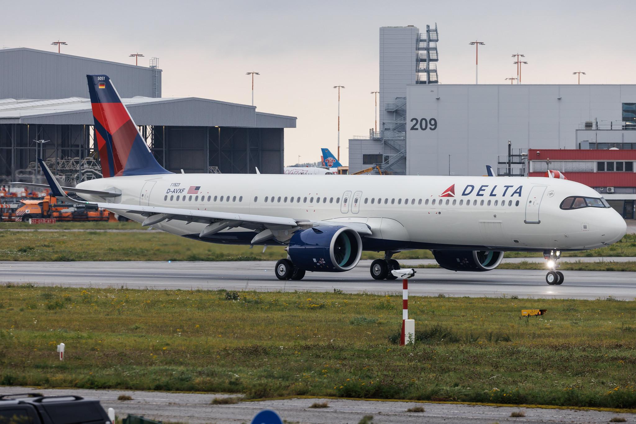 Hamburg Finkenwerder: Delta Air Lines (DL / DAL) | Airbus A321-271NX A21N | D-AVXF | N551DT | MSN 11523