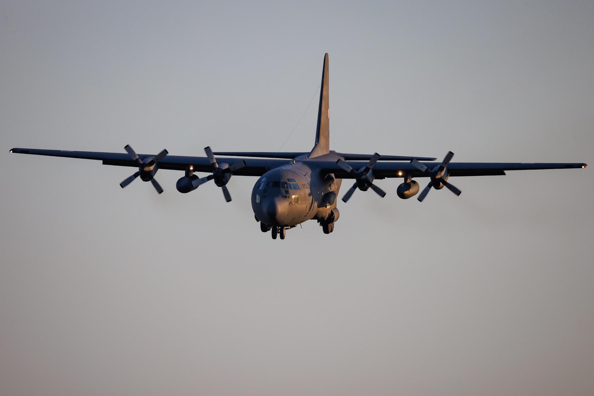 ANTIDOTUM Airshow Leszno: Polish Air Force (/ PLF) | Lockheed C-130E Hercules (L-382) C130 | 1501 | MSN 382-4428