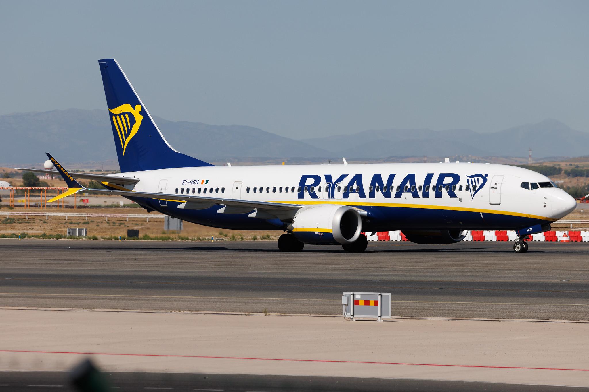 Madrid Barajas Airport: Ryanair (FR / RYR) | Boeing 737 MAX 8-200 B38M | EI-HGN | MSN 62327