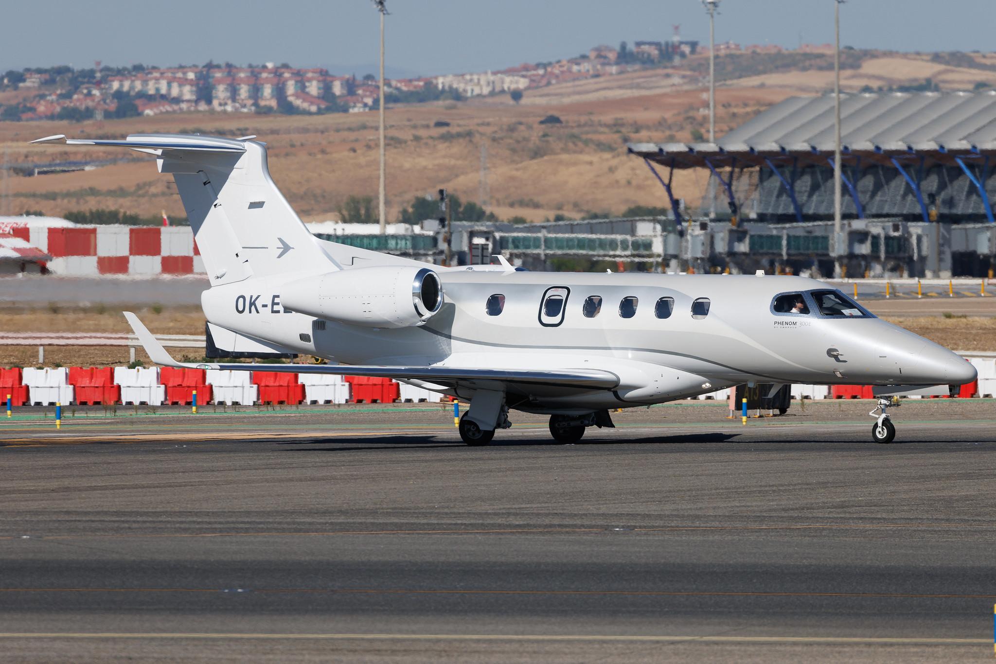 Madrid Barajas Airport: Private owner | Embraer Phenom 300 E55P | OK-ELD | MSN 50500585