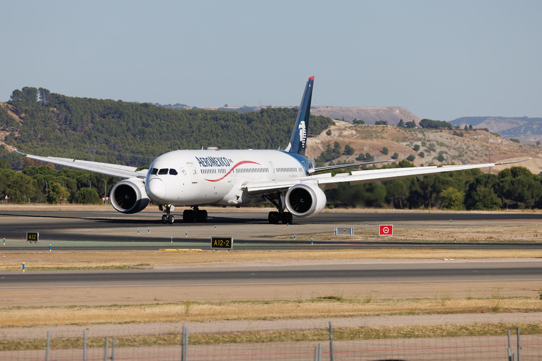 Madrid Barajas Airport: Aeromexico (AM / AMX) | Boeing 787-9 Dreamliner B789 | N438AM | MSN 43862